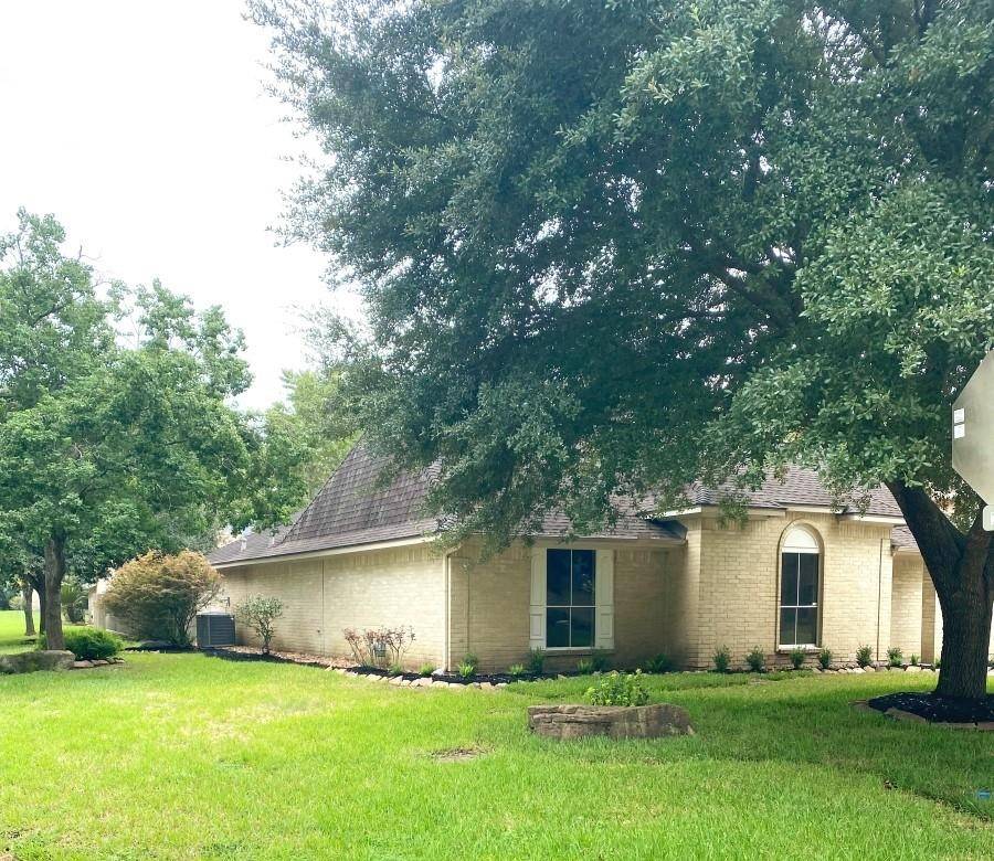 Houston, TX 77339,2338 Brookdale DR