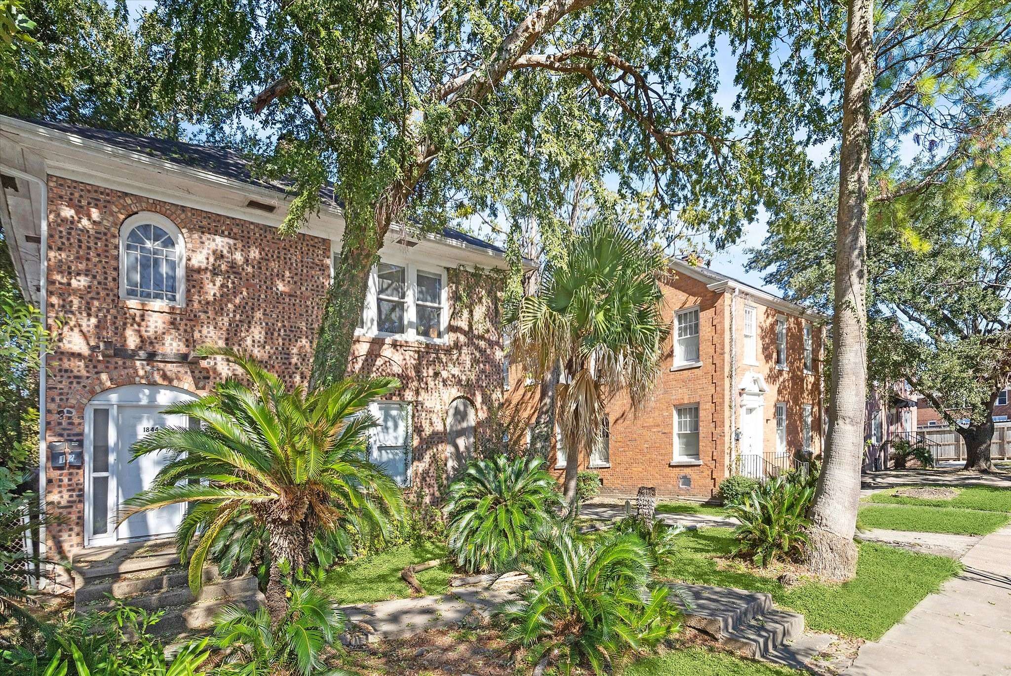 Houston, TX 77098,1844 W Alabama ST