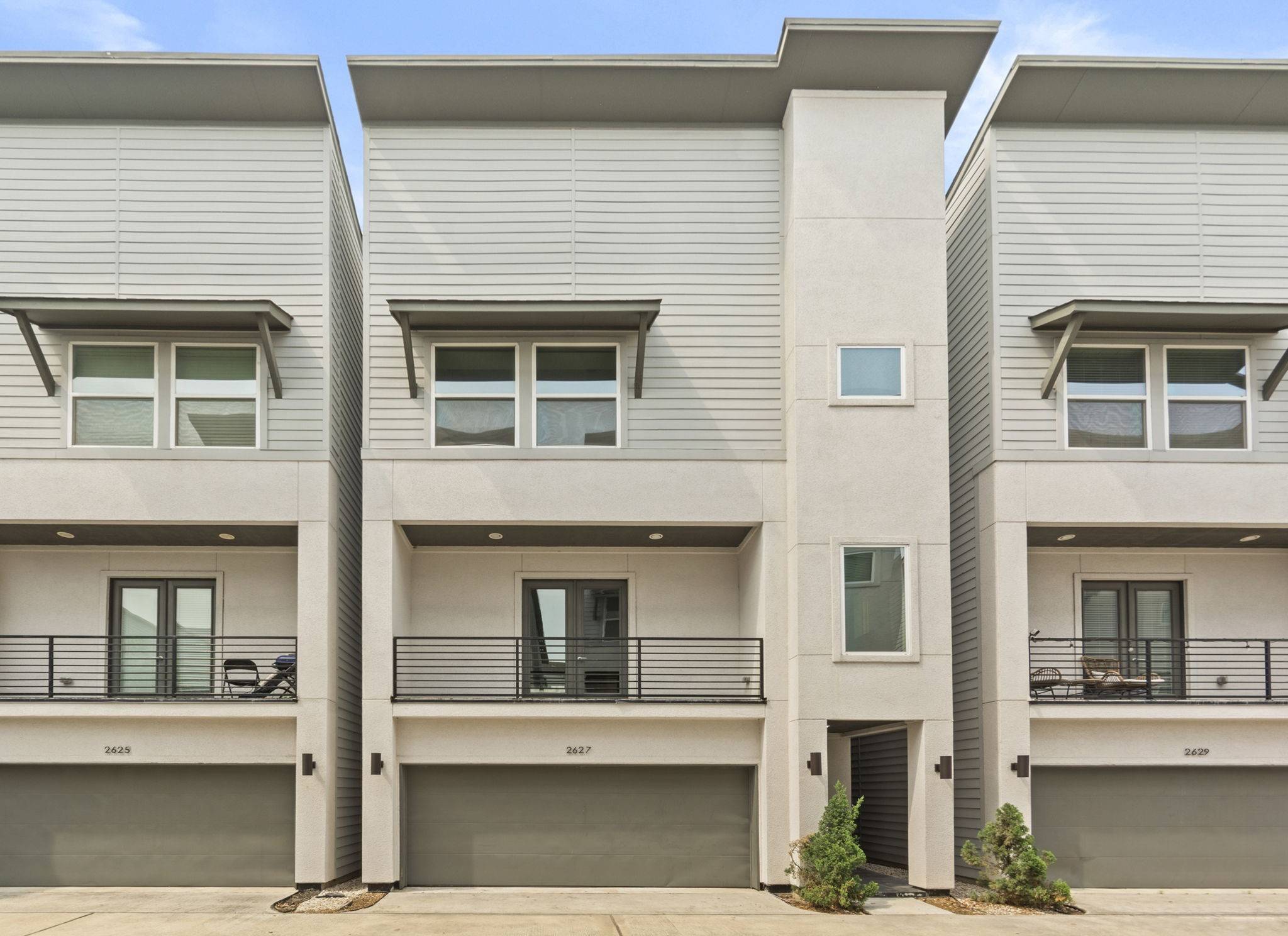 Houston, TX 77004,2627 Hutchins ST