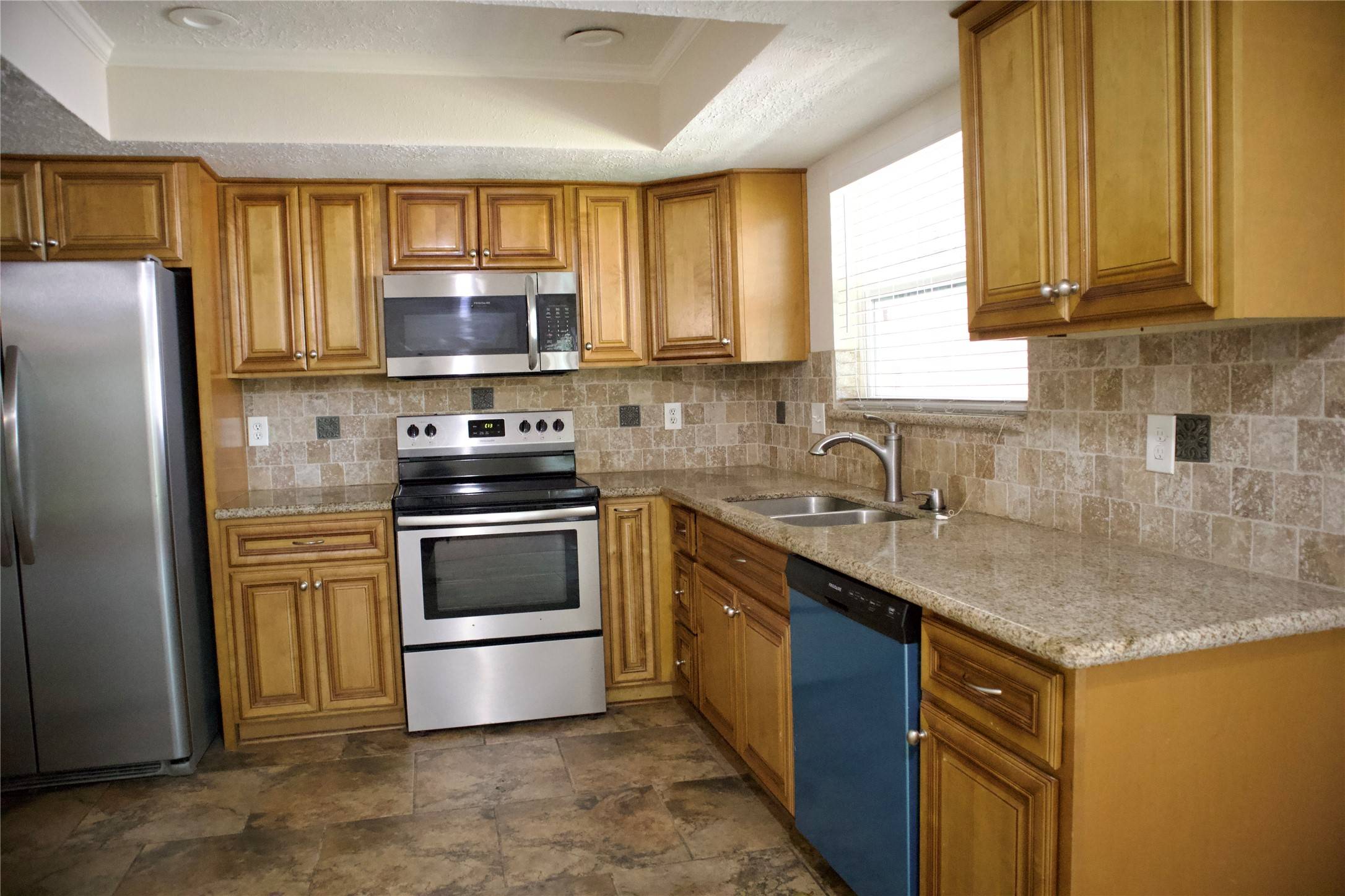 La Porte, TX 77571,8523 Elmhaven RD