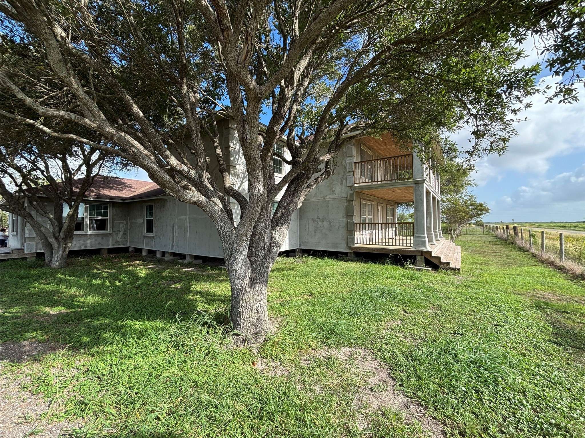 Sinton, TX 78387,7411 County Road 2455