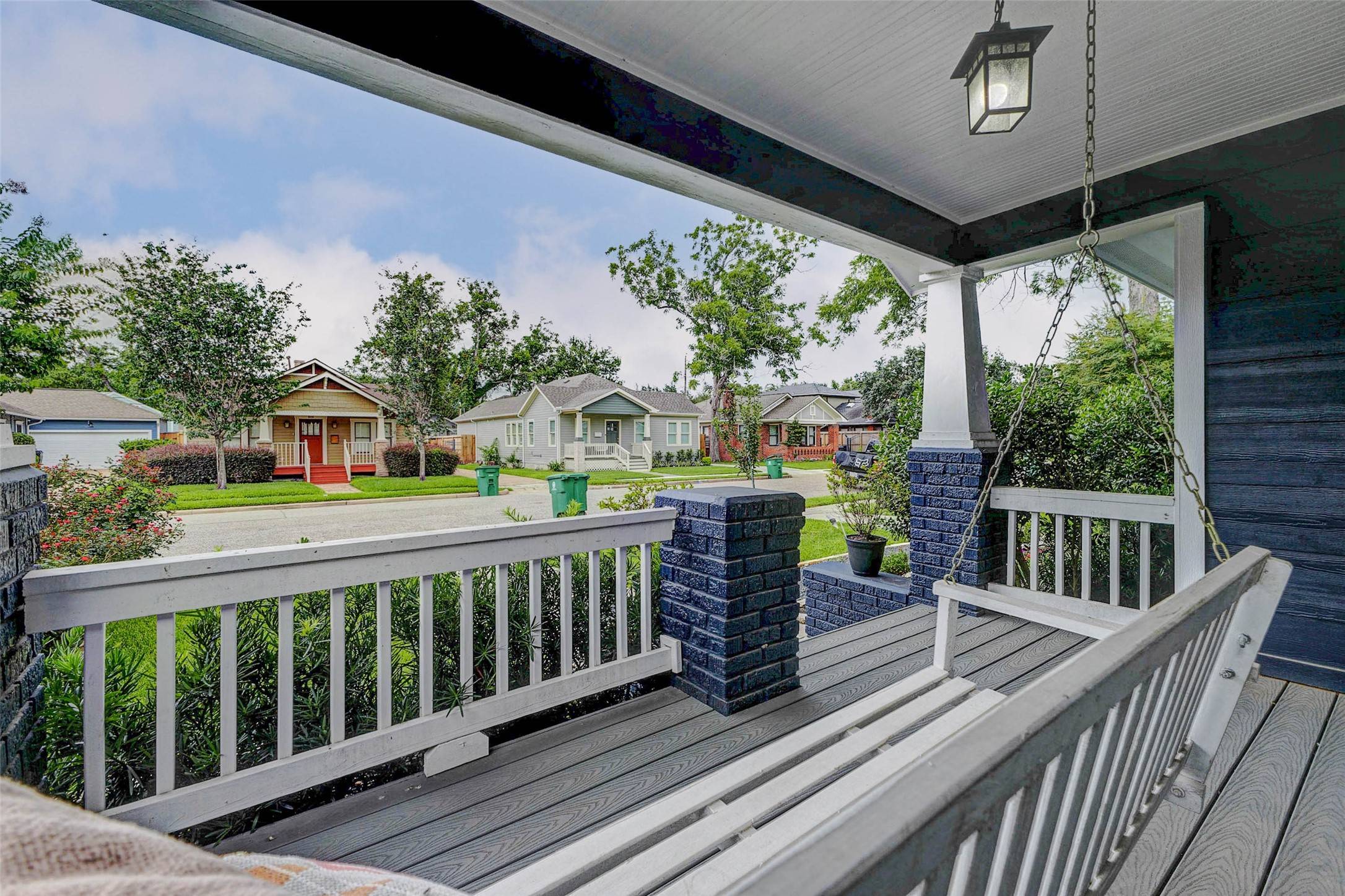 Houston, TX 77009,920 Key ST