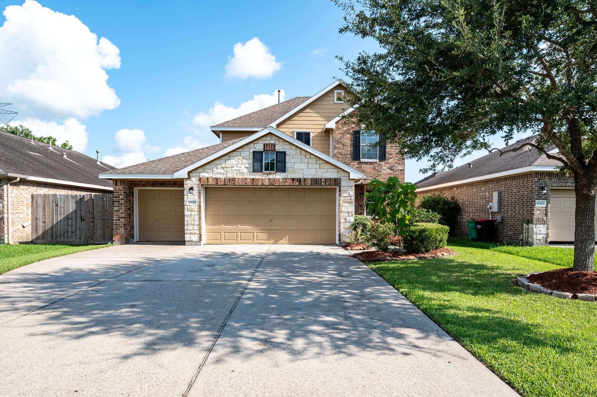Baytown, TX 77521,10019 Lynnwood DR
