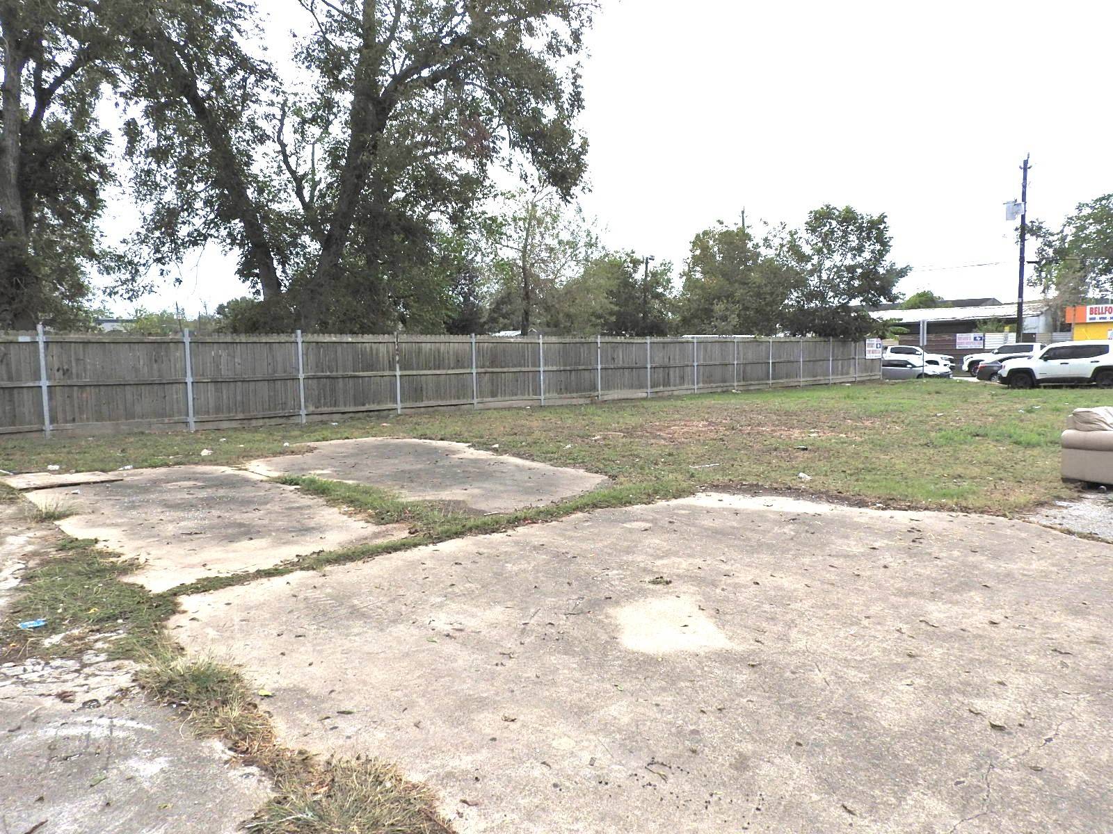 Houston, TX 77087,6702 Bellfort ST