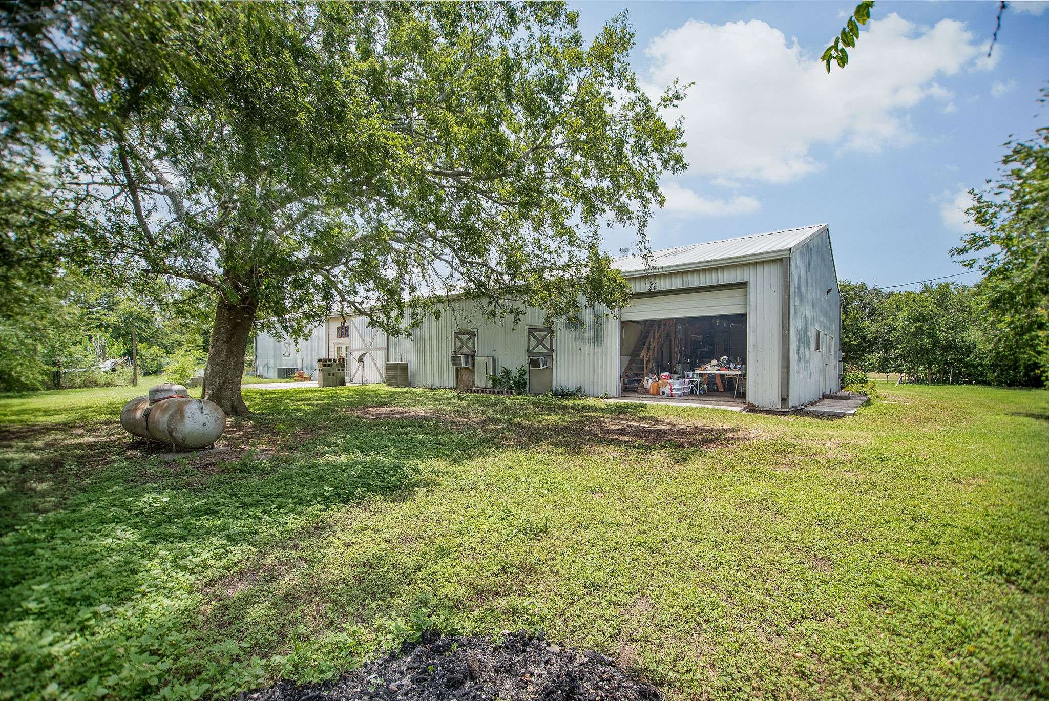 Port Lavaca, TX 77979,925 Royal RD