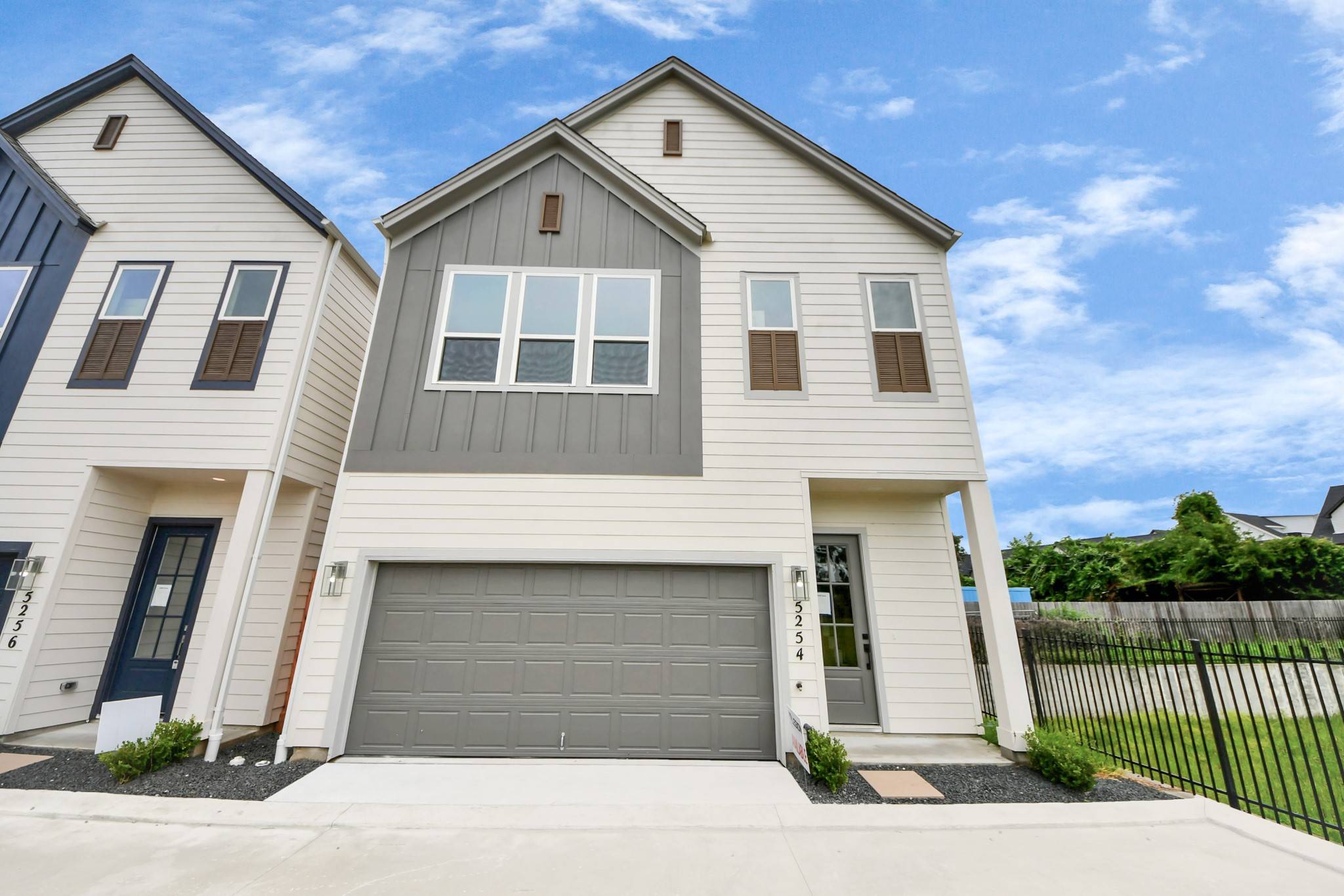 Houston, TX 77011,5240 Texas ST