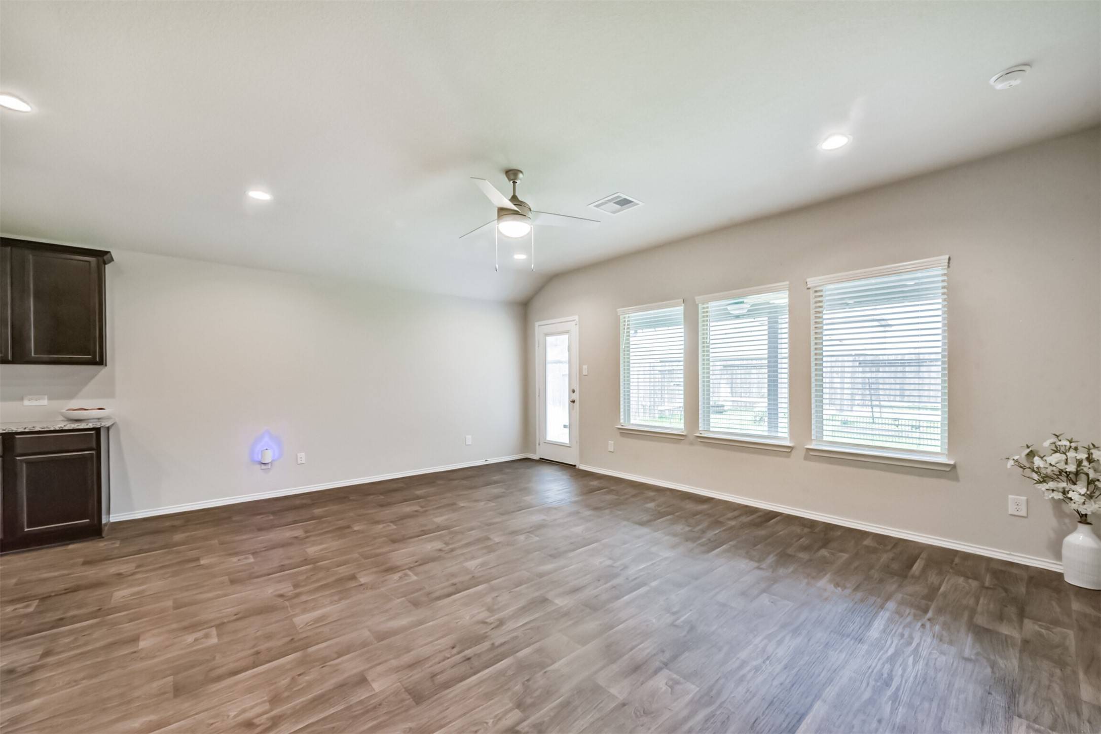 New Caney, TX 77357,20447 Green Mountain DR