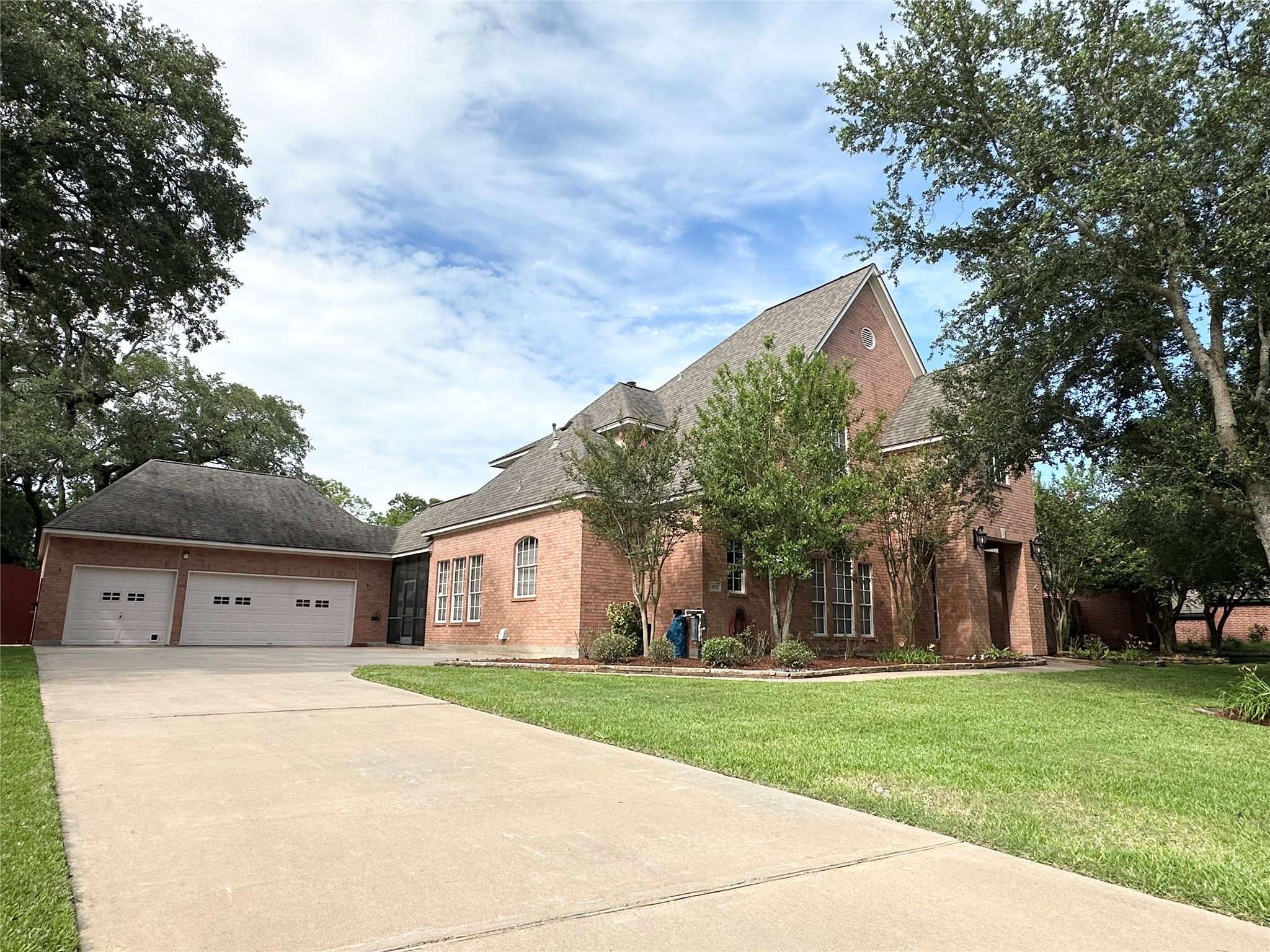 Lake Jackson, TX 77566,105 Harvard Oaks DR