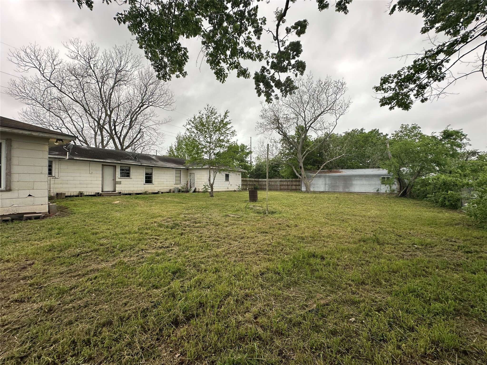 El Campo, TX 77437,1244 County Road 479