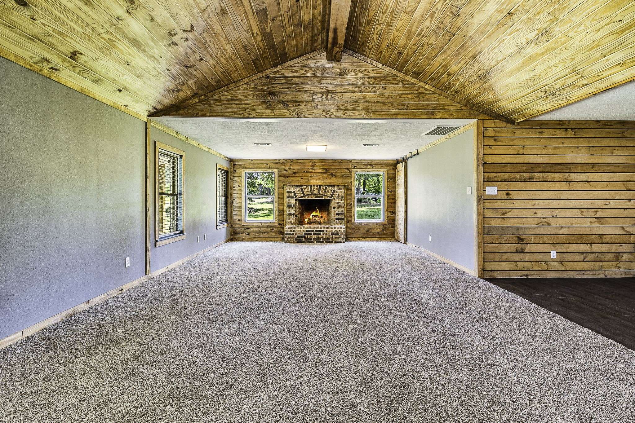 Woodville, TX 75979,375 County Road 3560