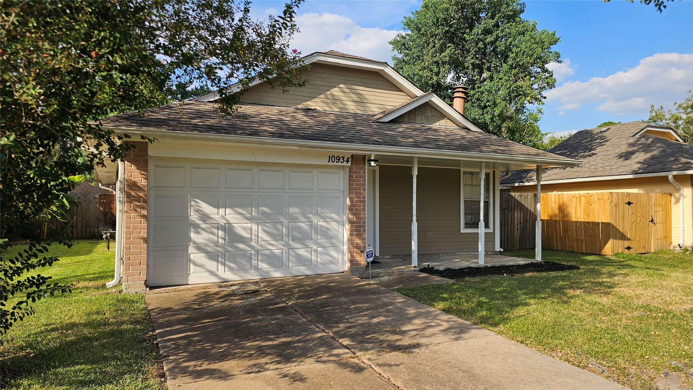 Sugar Land, TX 77498,10934 Spanish Grant DR