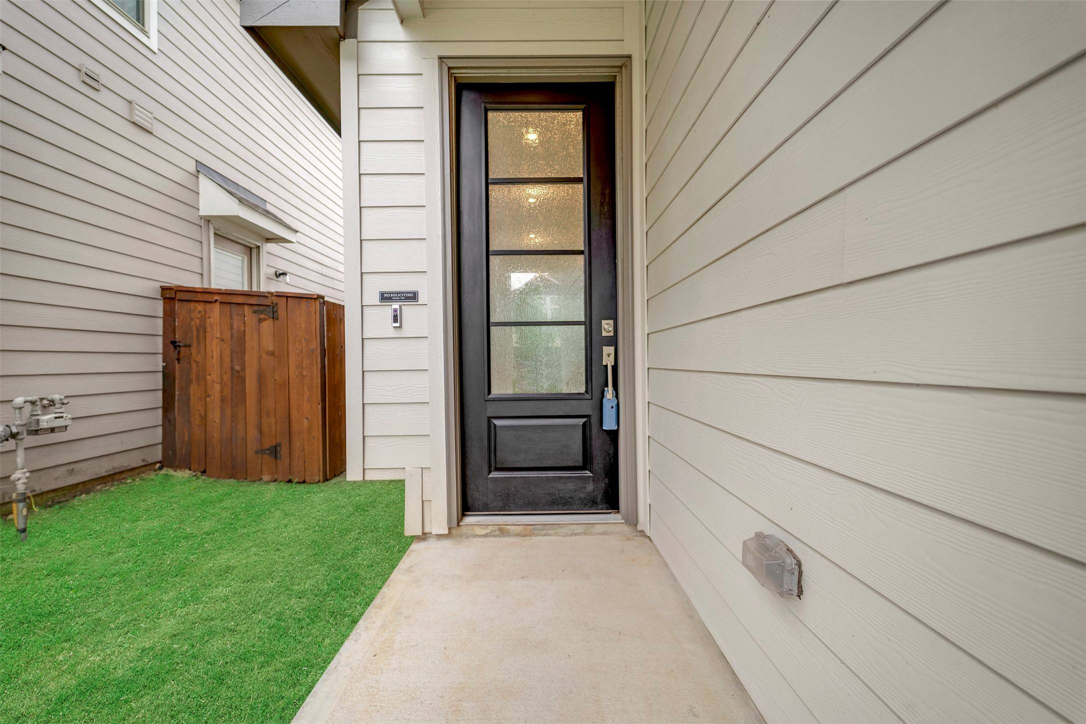 Iowa Colony, TX 77583,4127 Champlain WAY