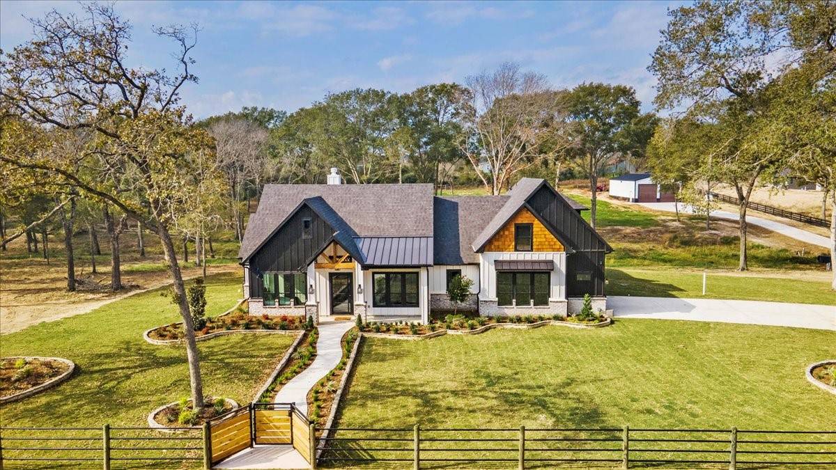 Bellville, TX 77418,3981 Eli RD