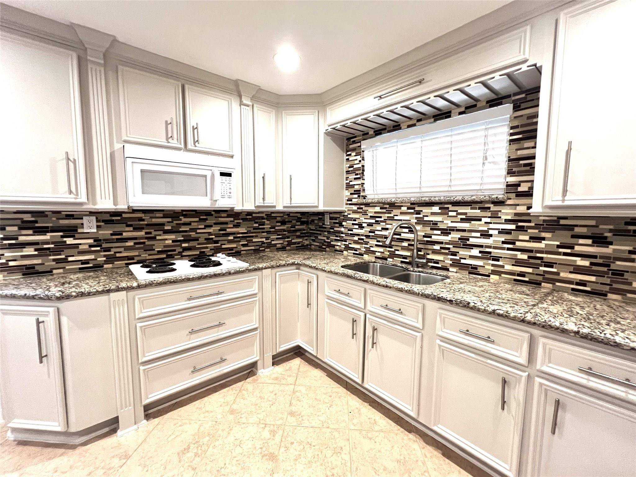 Houston, TX 77085,6102 Mckinstry BLVD