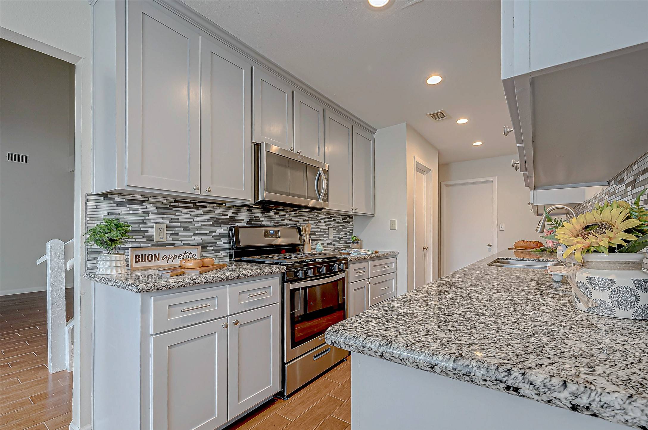 Sugar Land, TX 77478,2022 Highland Hills DR