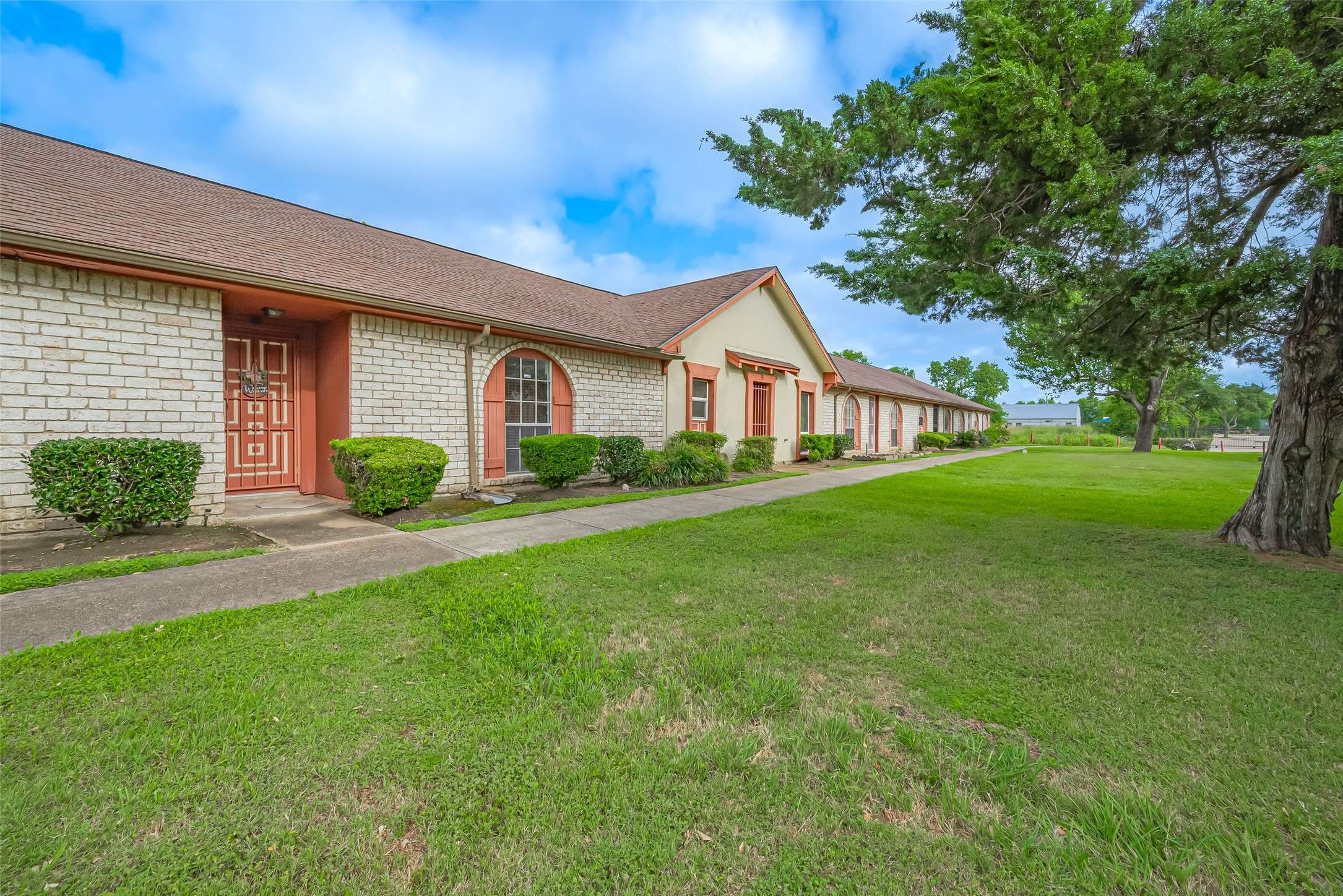 Houston, TX 77072,12223 Sharpview DR