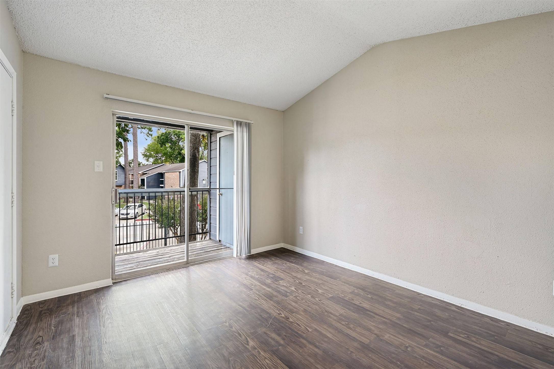 Houston, TX 77090,17710 Red Oak Drive #155A