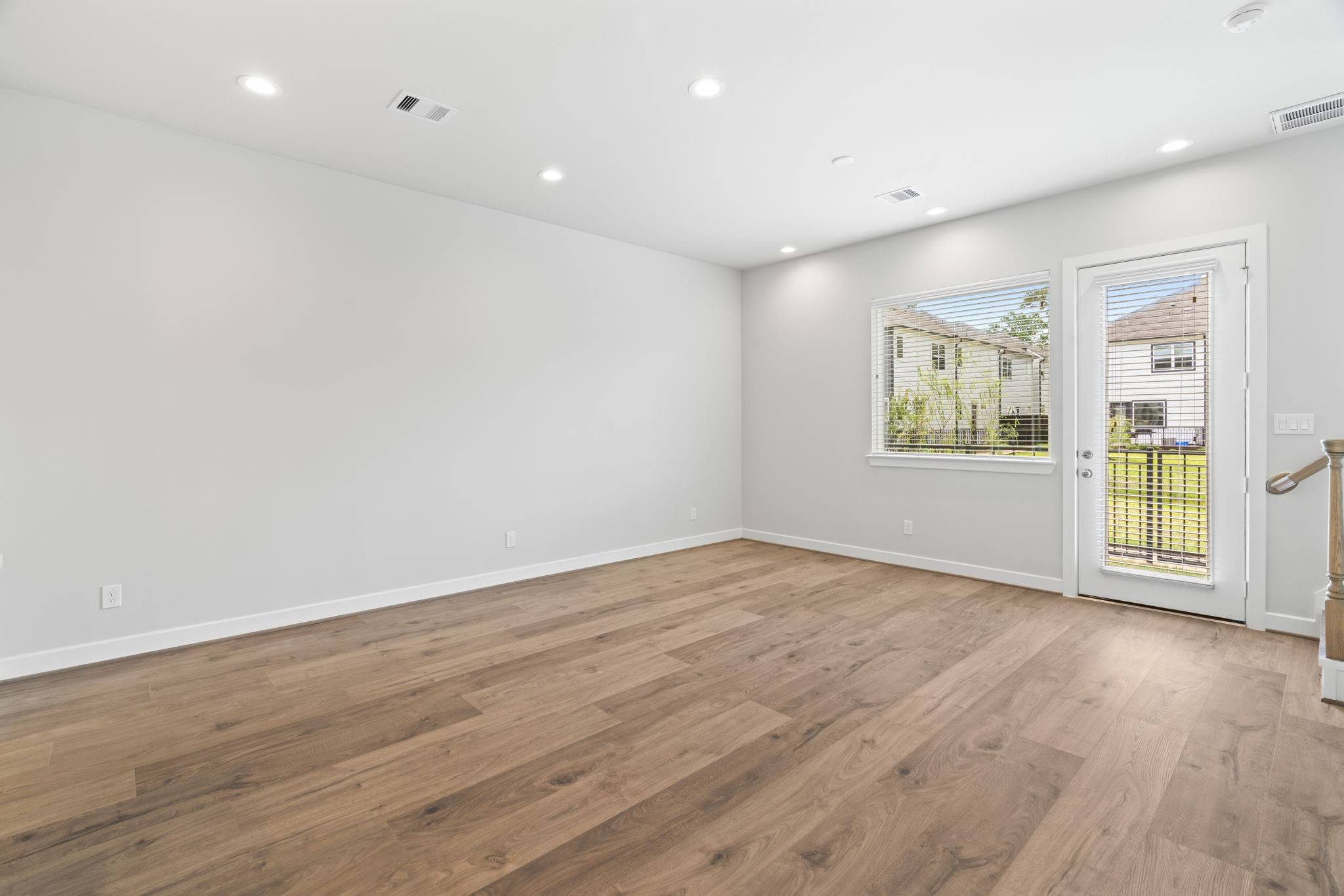 Houston, TX 77091,5911 Jasper Jones WAY
