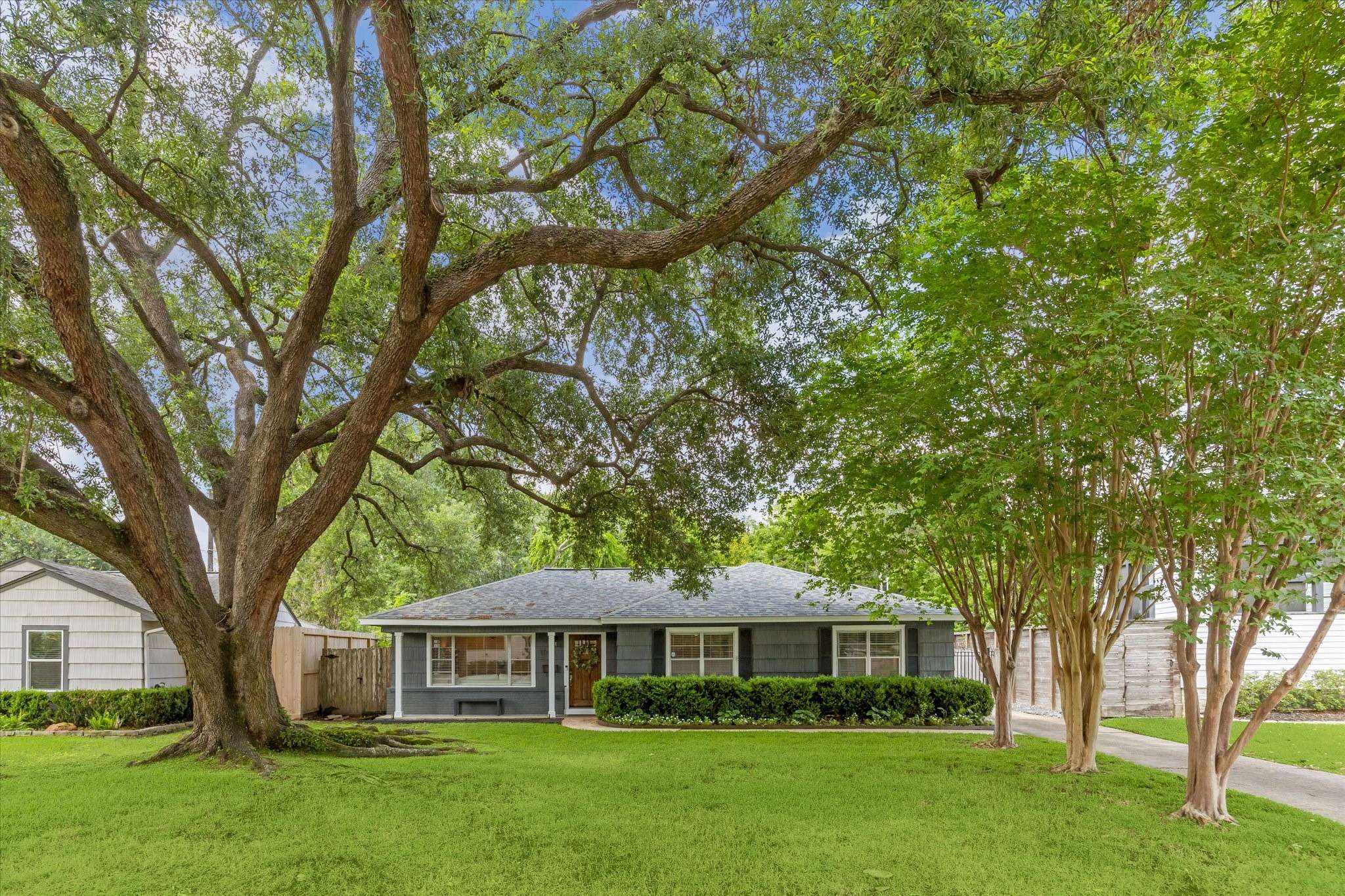 Houston, TX 77008,1007 Waltway DR
