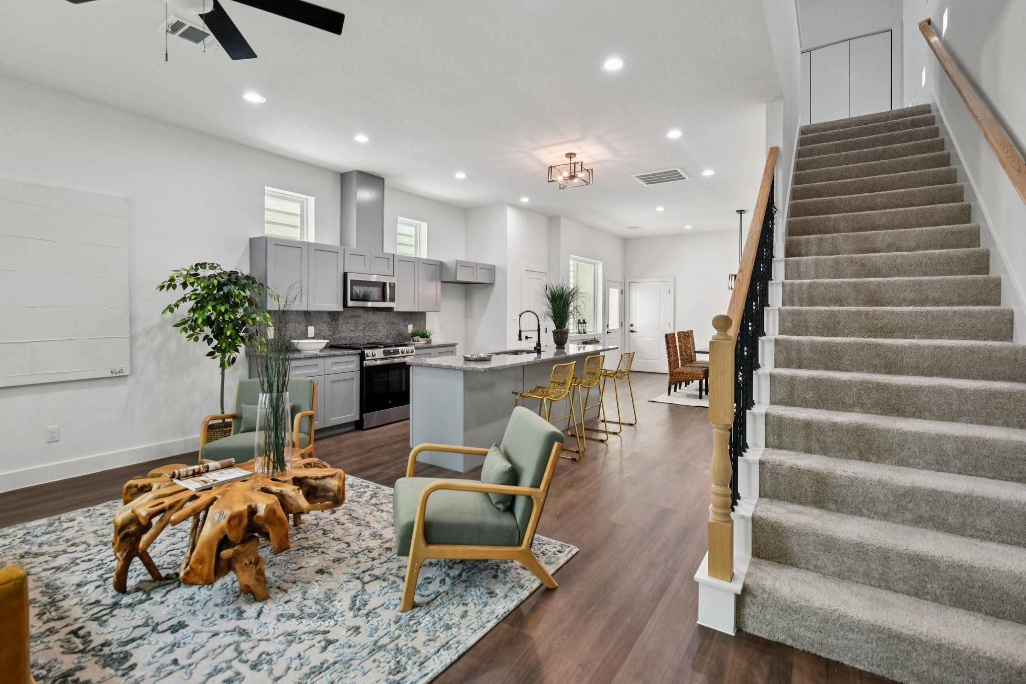 Houston, TX 77021,6808 Madrid St