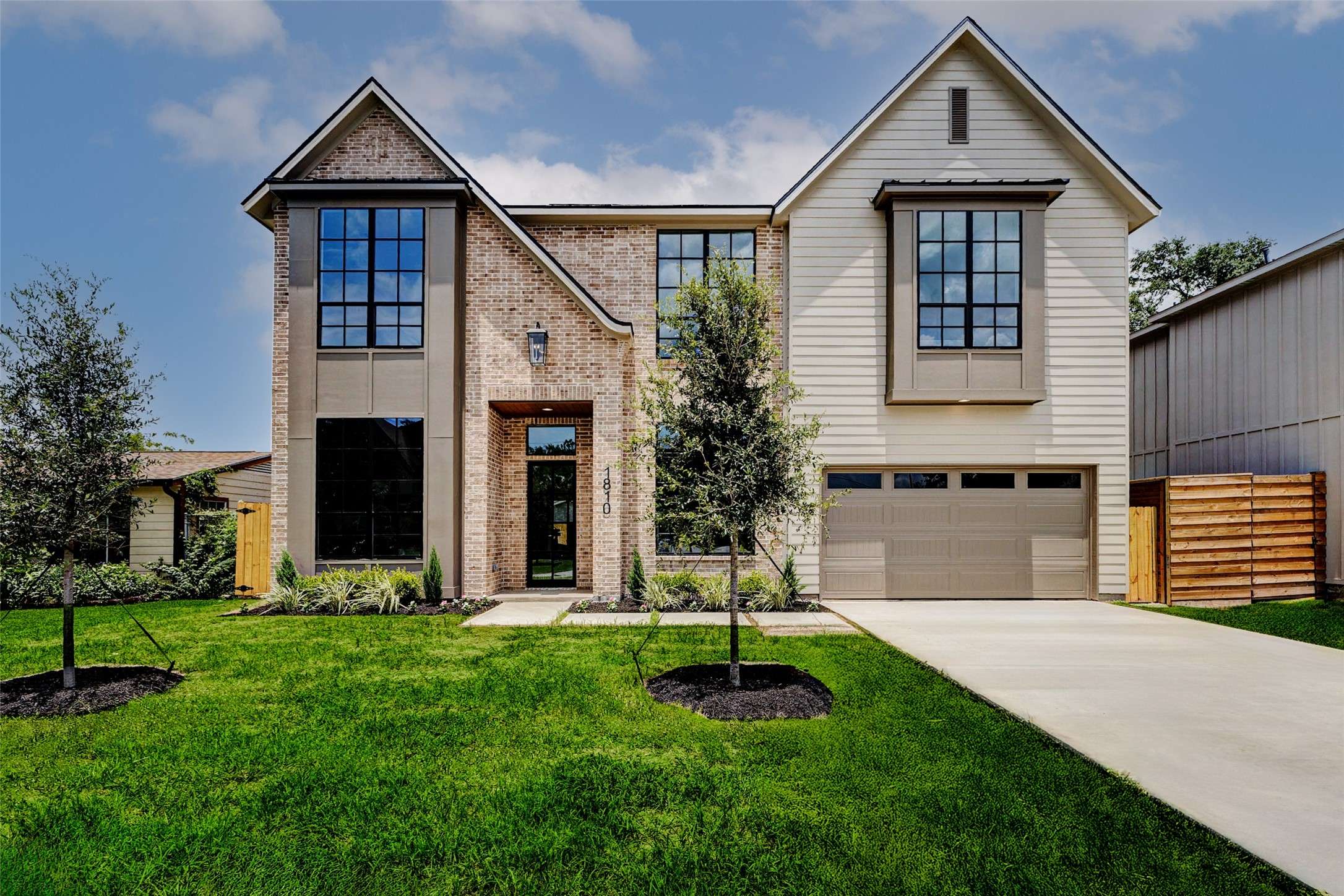 Houston, TX 77018,1810 Woodcrest DR