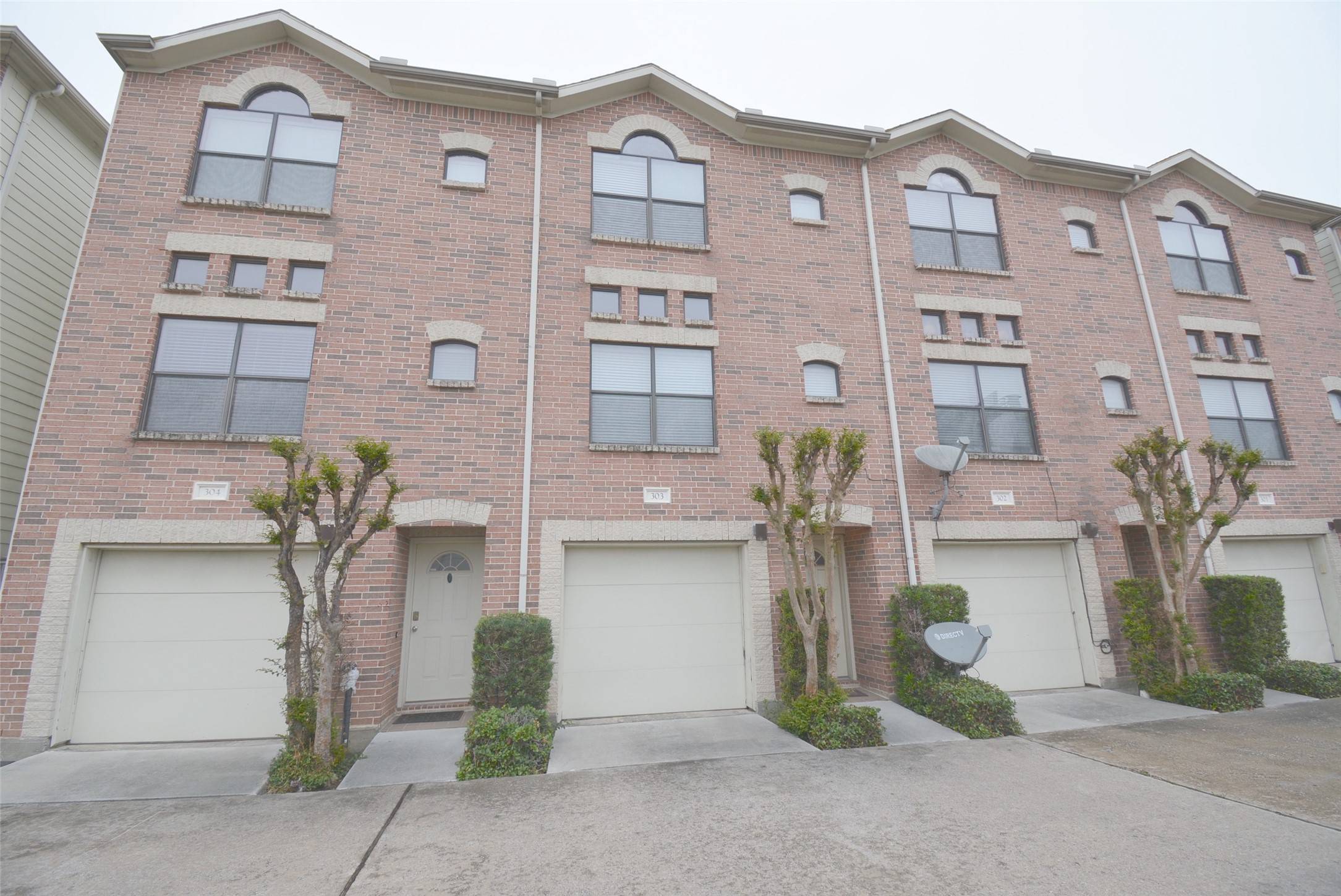 Houston, TX 77021,7650 Springhill ST #303