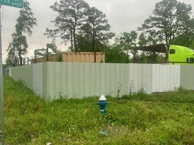 Houston, TX 77028,1 Bobby Burns ST