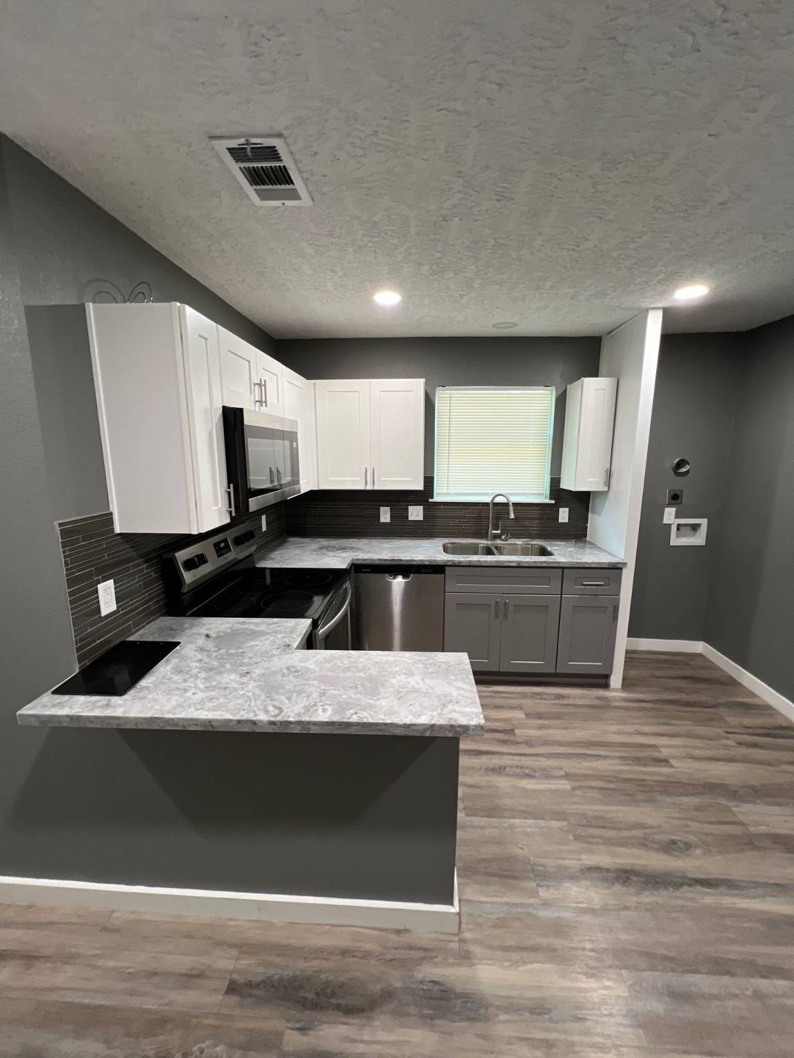 Houston, TX 77026,2606 Mills St
