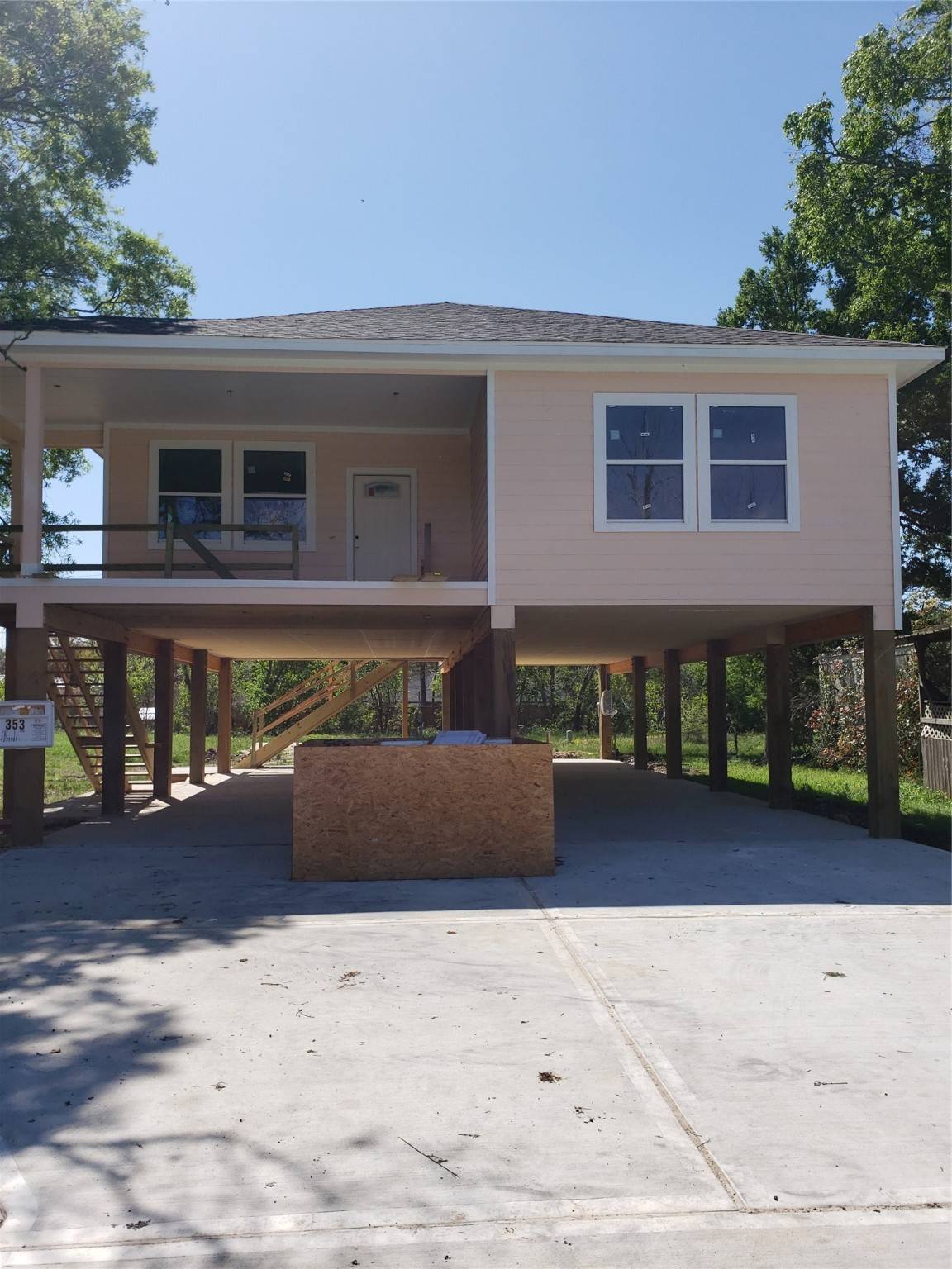 La Porte, TX 77571,353 Bay Oaks DR