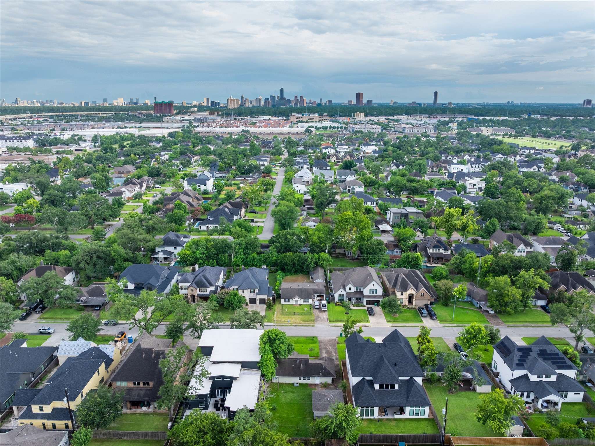 Houston, TX 77055,6502 Schiller ST