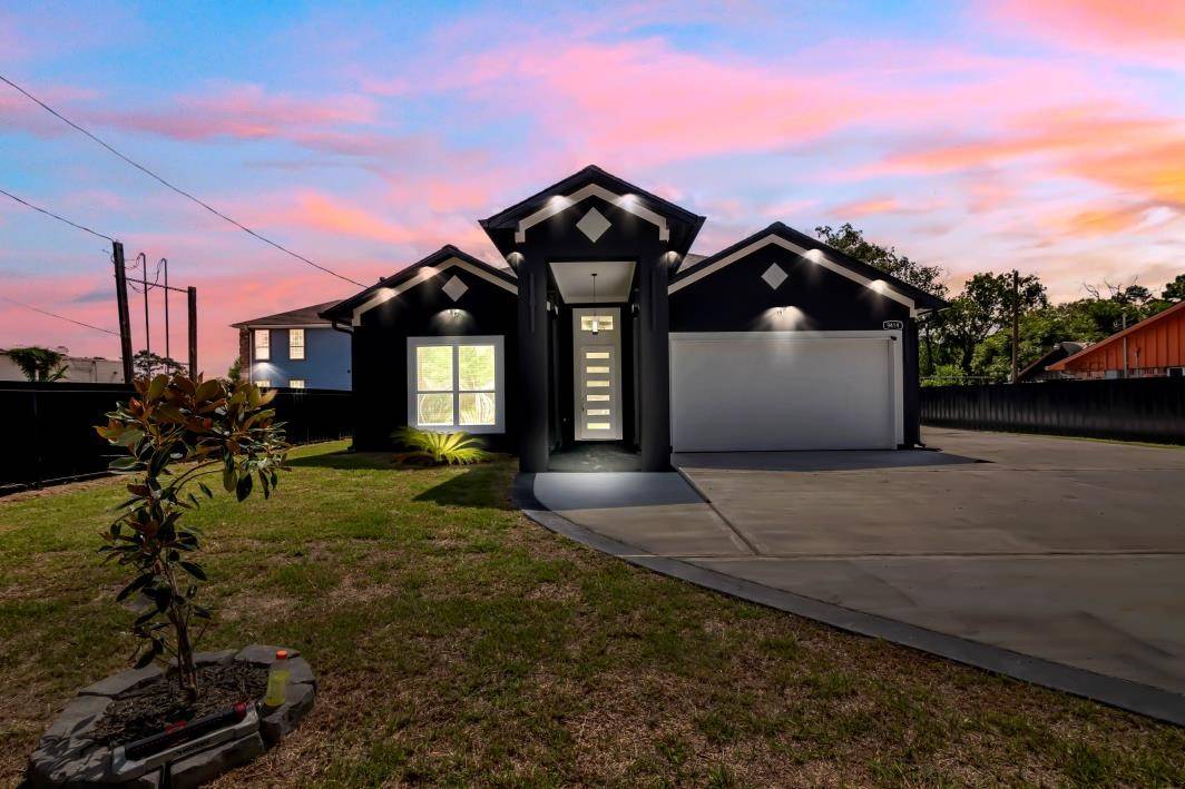 Houston, TX 77016,9414 Shady DR