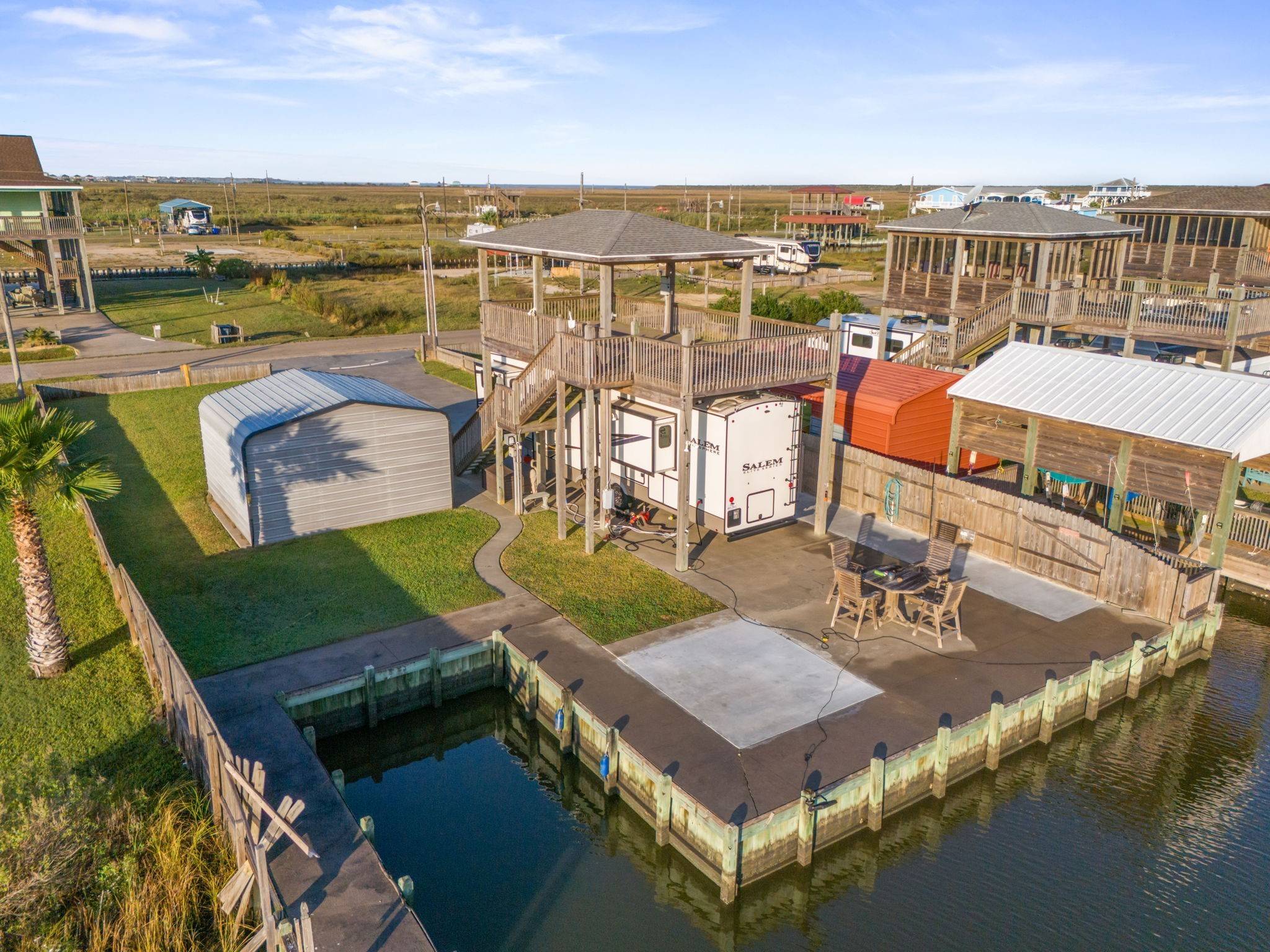 Gilchrist, TX 77617,1112 Mabry ST