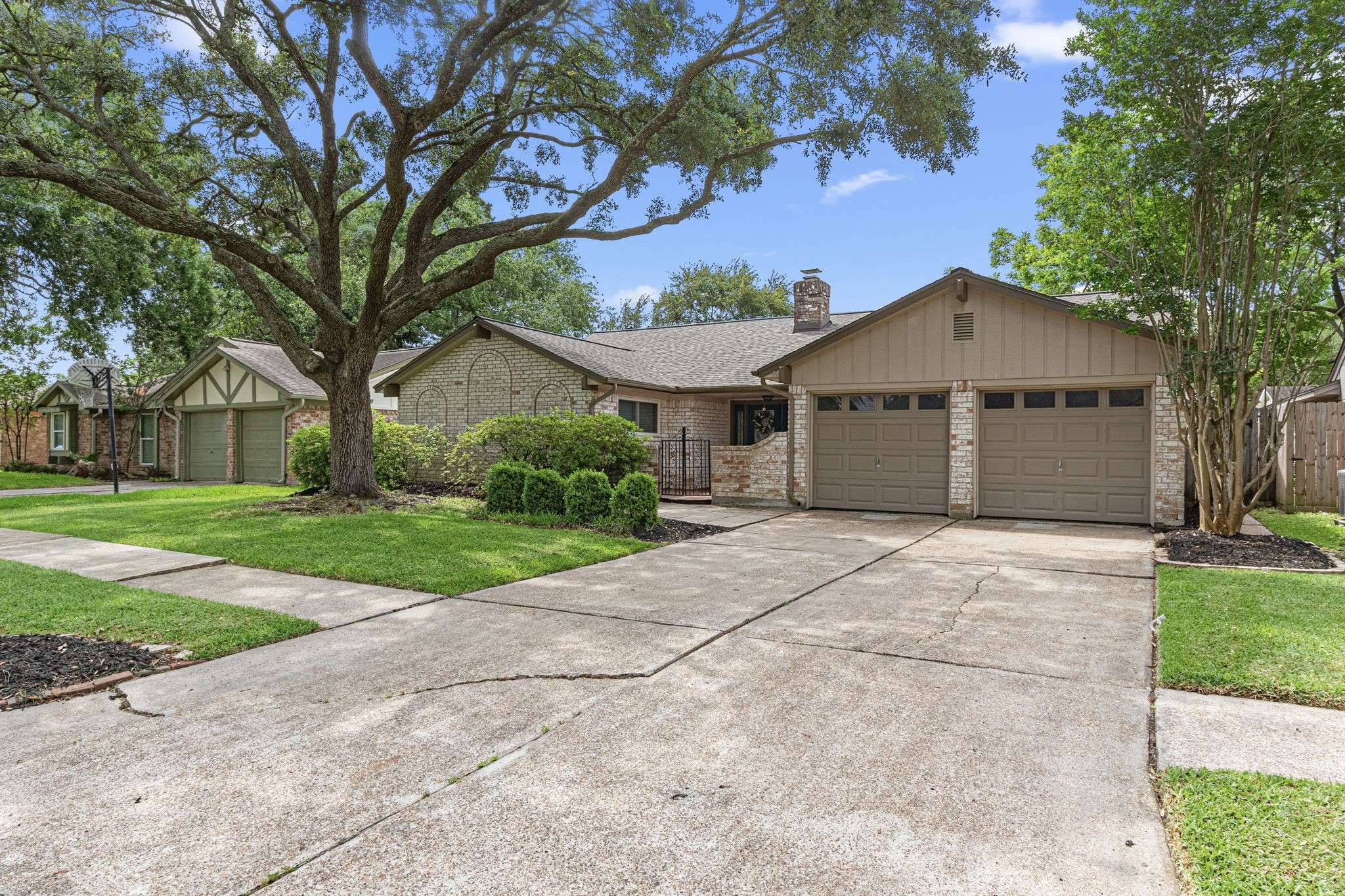 Houston, TX 77059,16442 Parksley DR