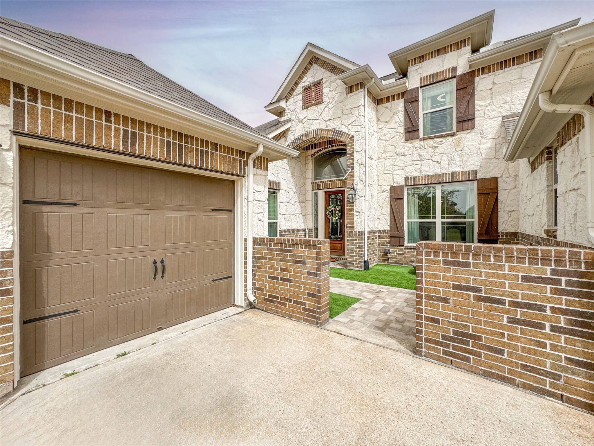 Friendswood, TX 77546,2327 Hamilton Pool LN