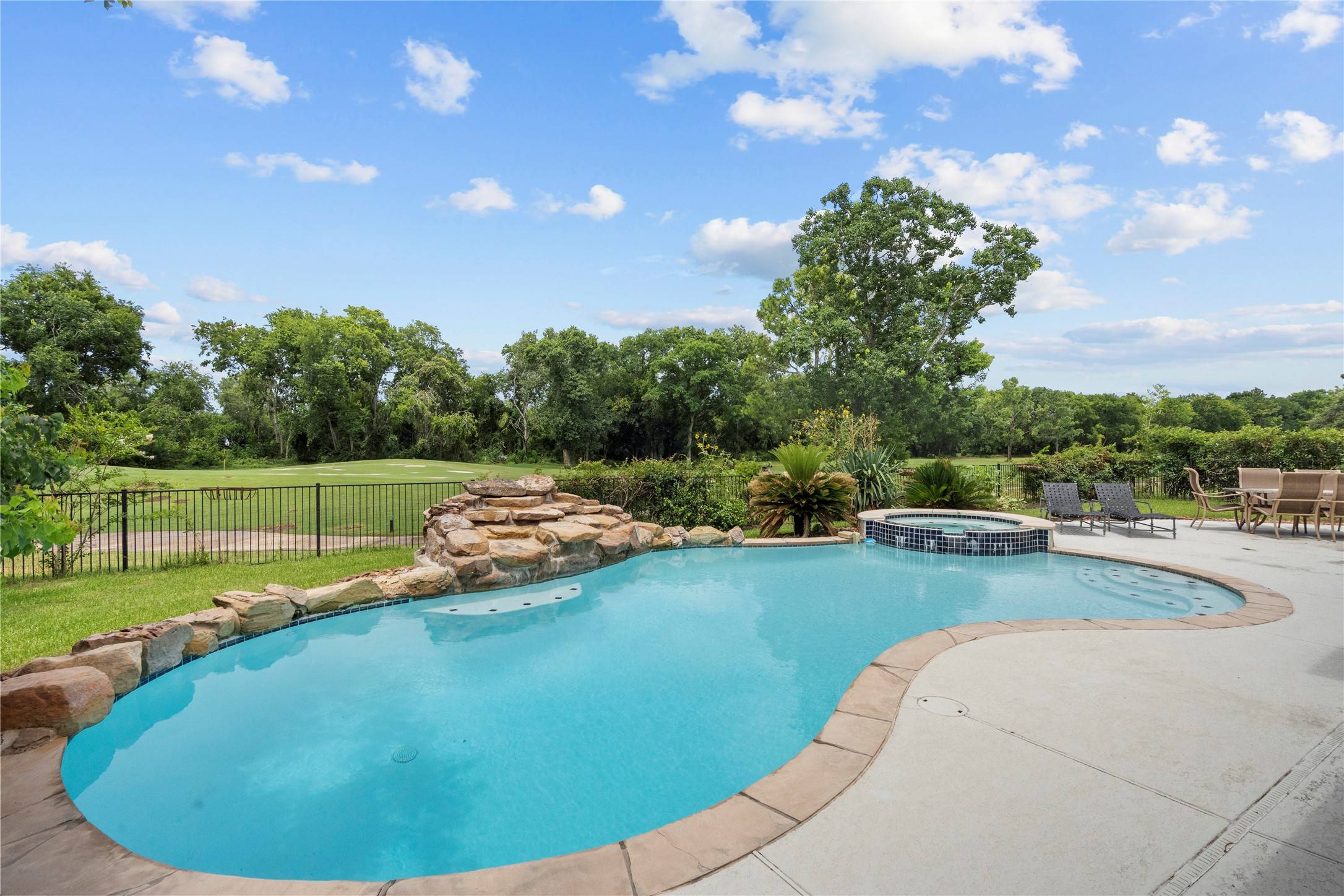 Pearland, TX 77584,3111 E Cedar Hollow DR