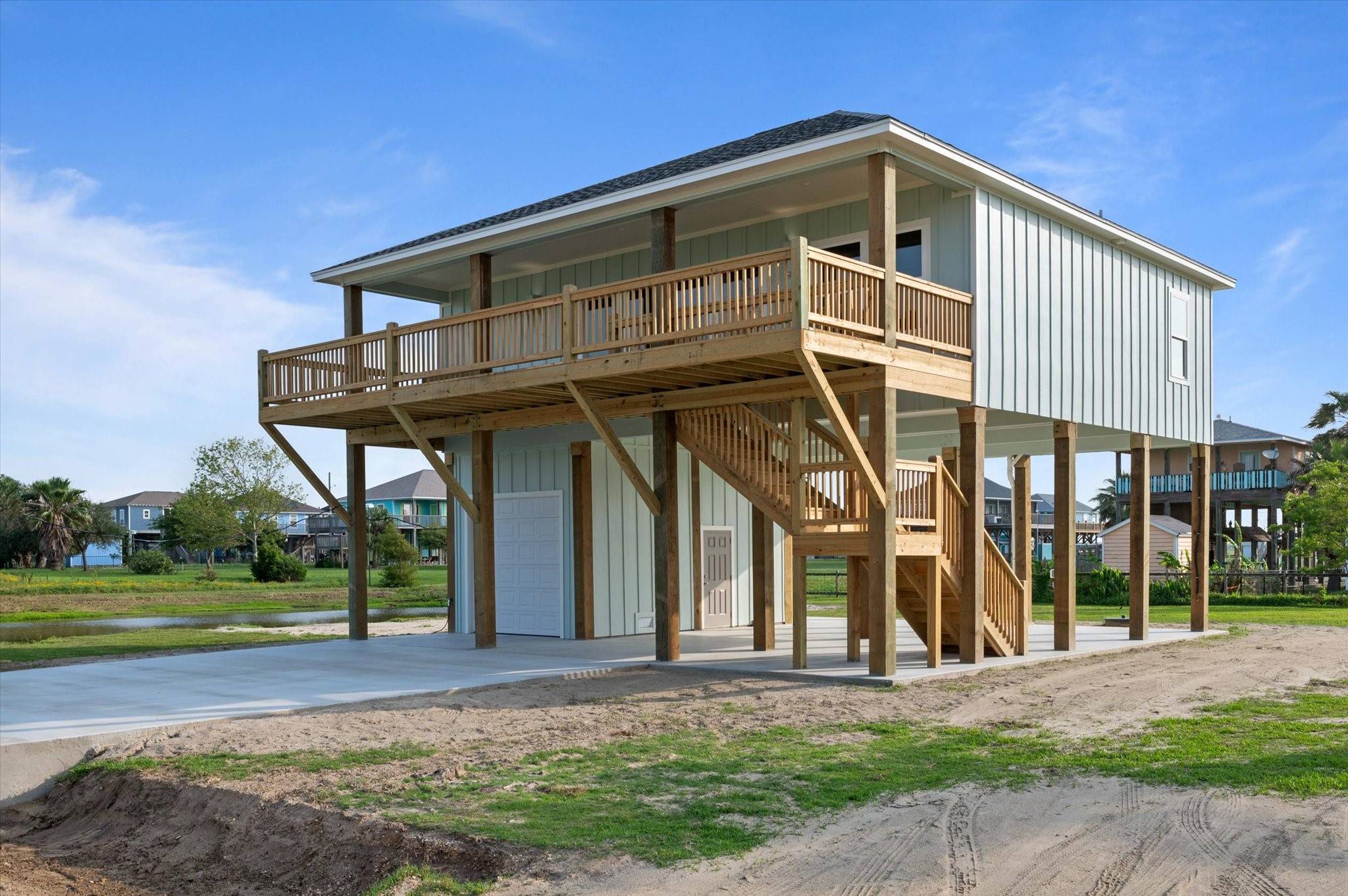 Crystal Beach, TX 77650,886 Wommack