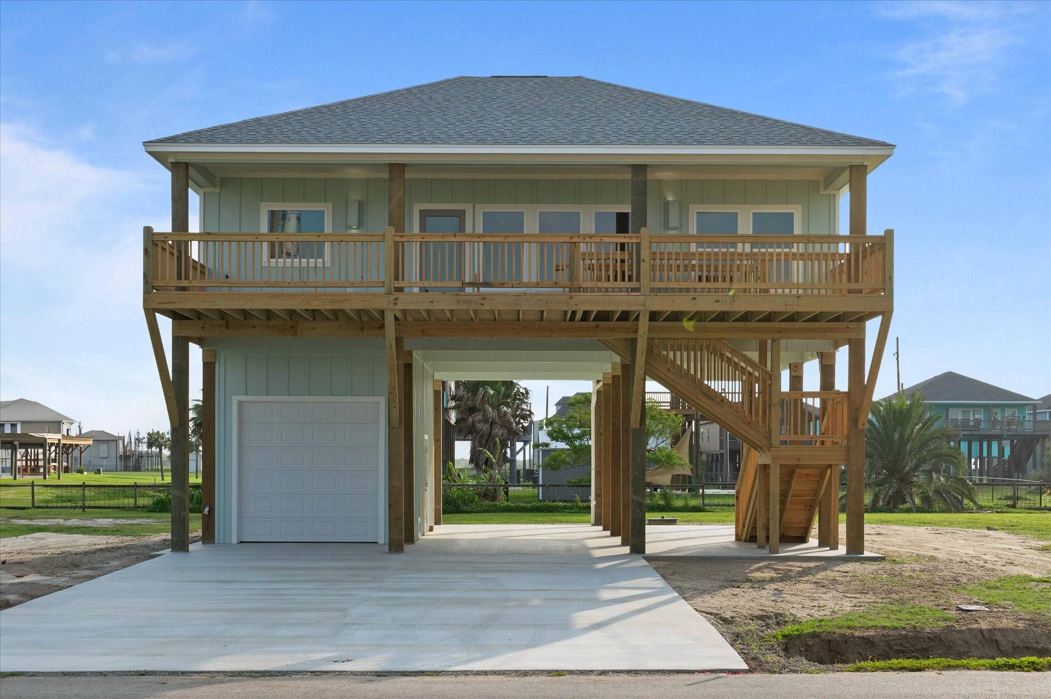 Crystal Beach, TX 77650,886 Wommack