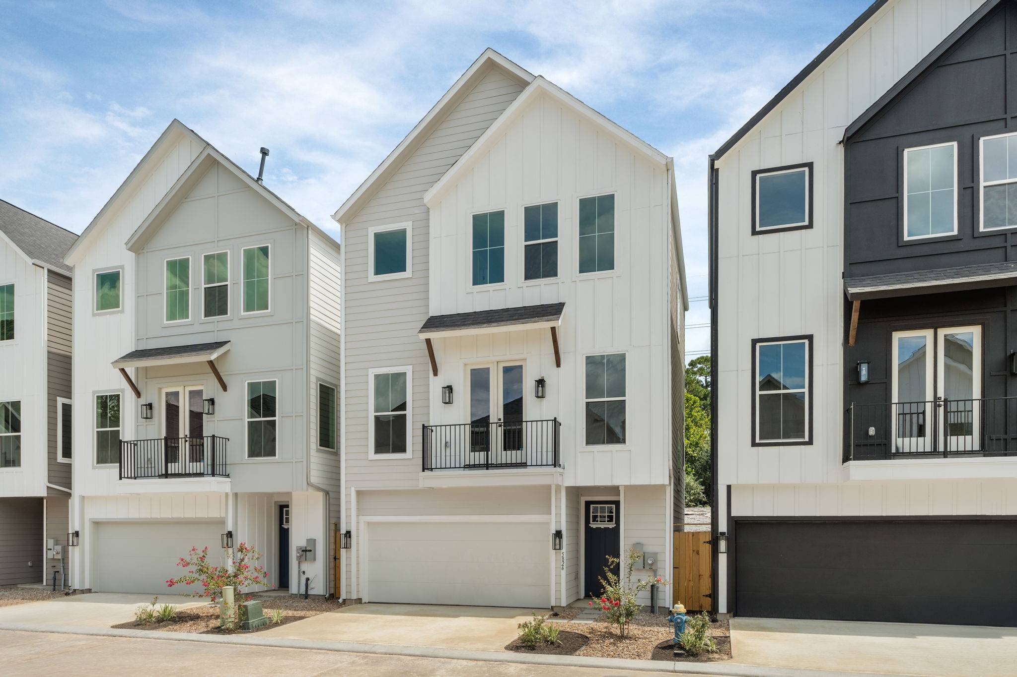 Houston, TX 77091,5832 Highland Sun LN