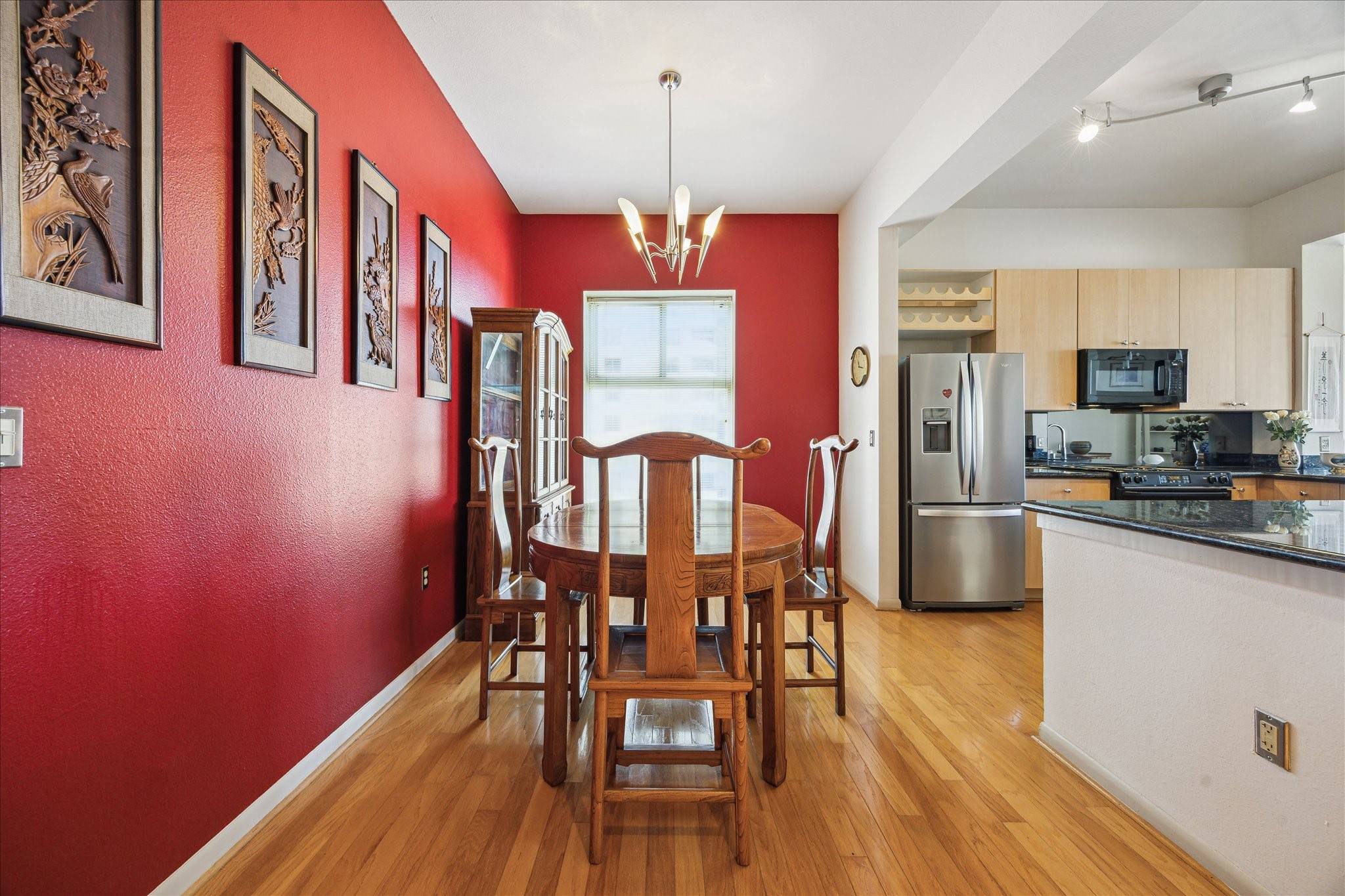 Houston, TX 77056,3505 Sage RD #902