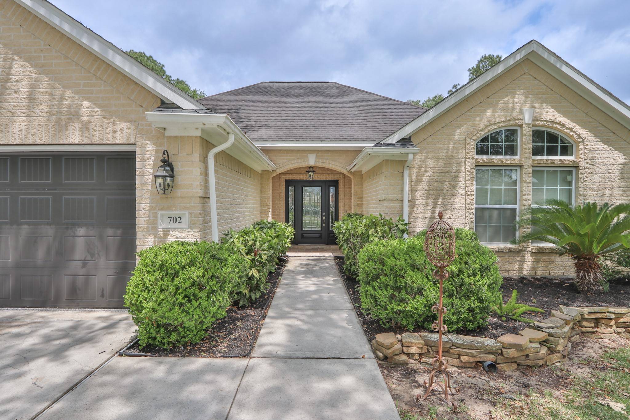 League City, TX 77573,702 E Wilkins ST
