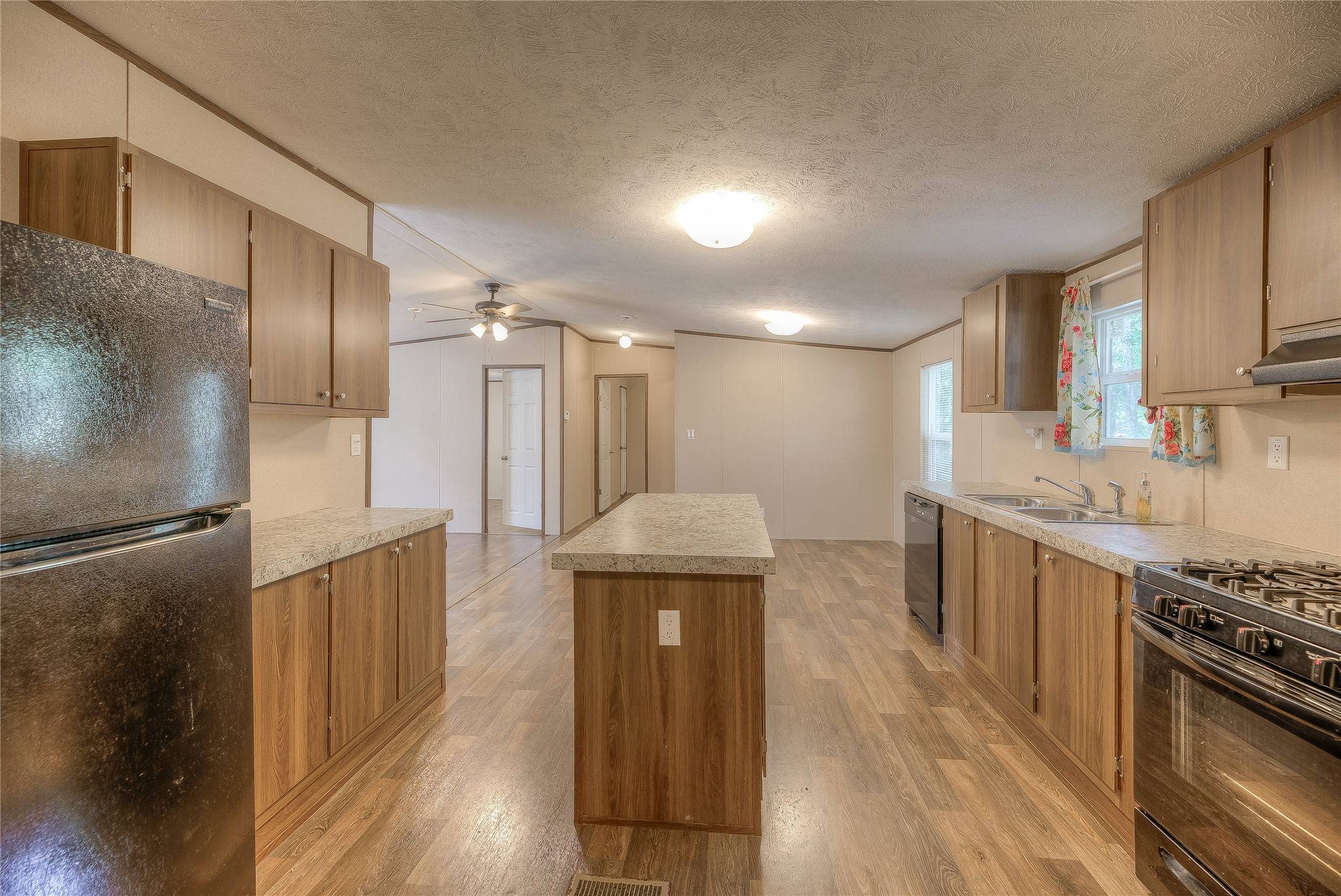 Livingston, TX 77351,767 Windwood DR