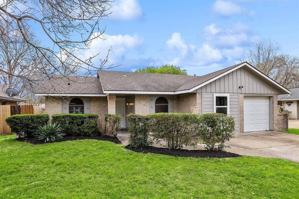 Houston, TX 77040,7211 Sawmill TRL