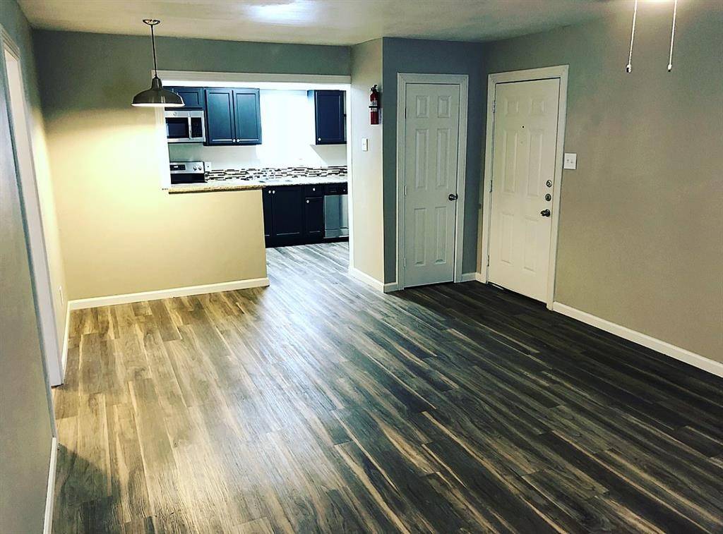 Dickinson, TX 77539,3700 Pine Manor LN #2