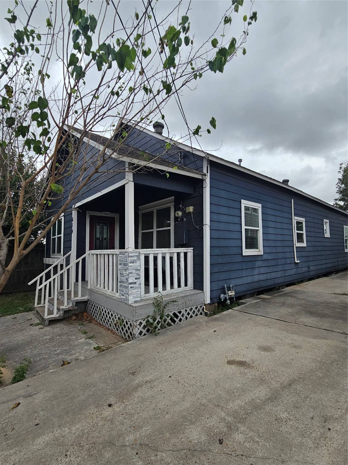 Houston, TX 77003,614 N York ST