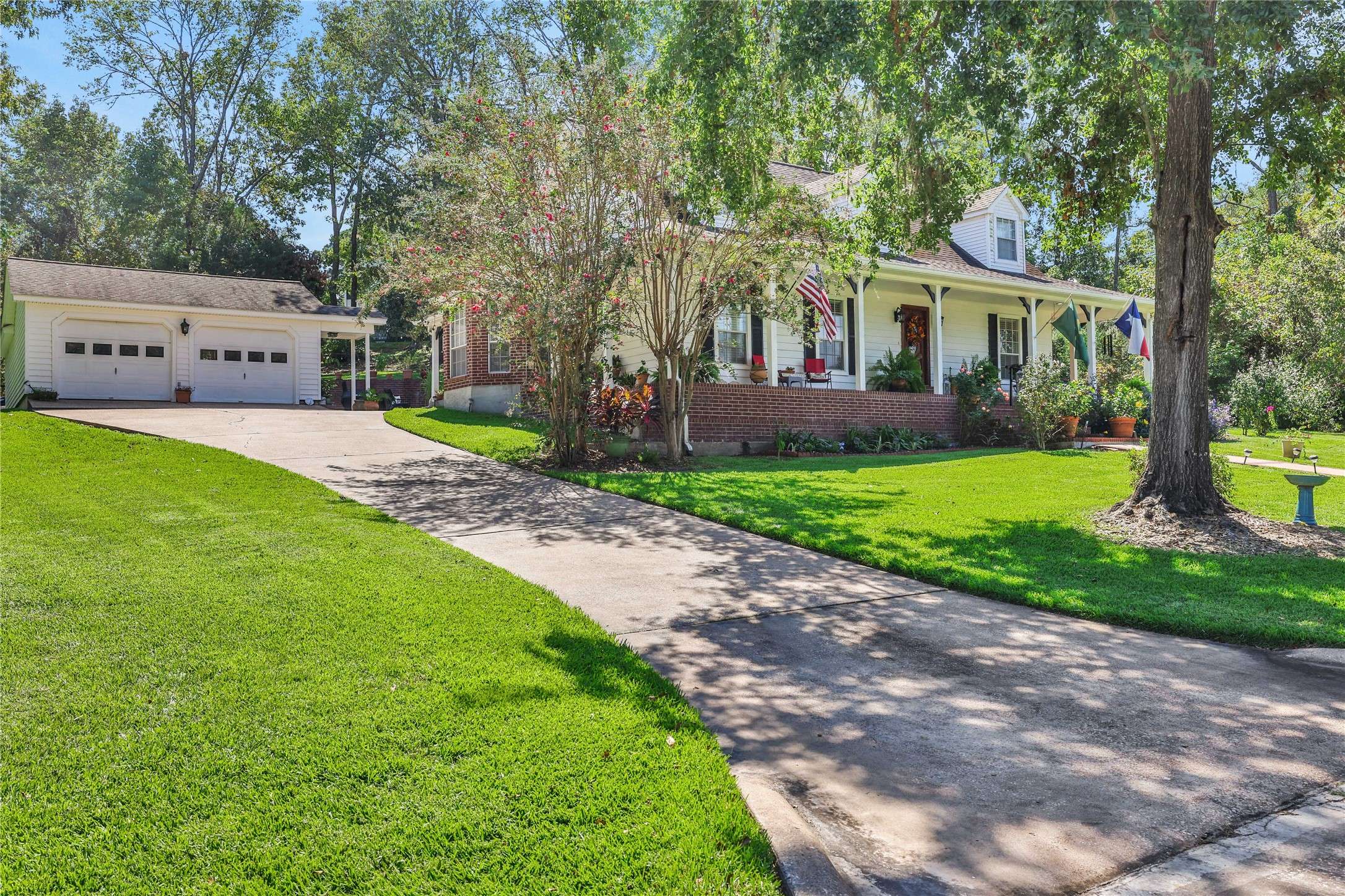 Coldspring, TX 77331,220 Lake Oaks BLVD