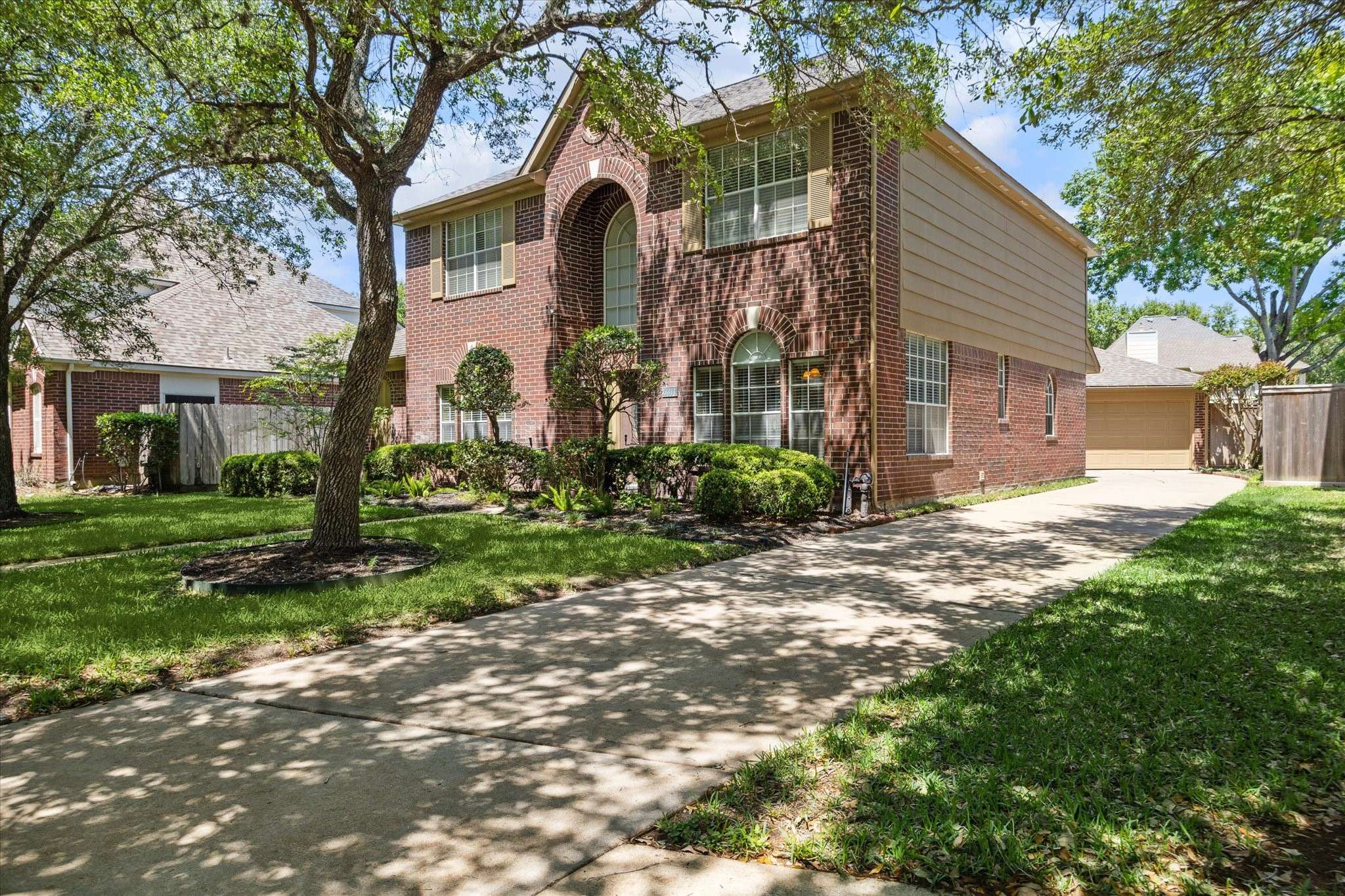 Sugar Land, TX 77478,5311 Rebel Ridge DR