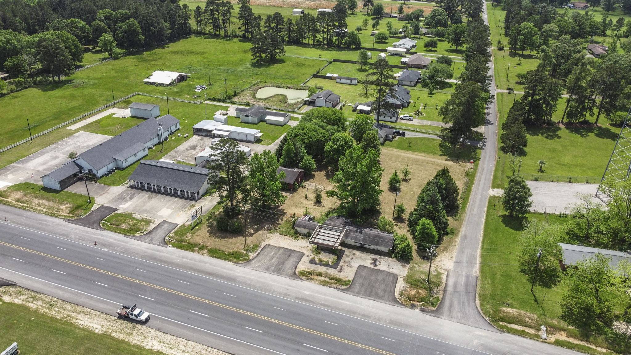 Livingston, TX 77351,6718 US Highway 190 E