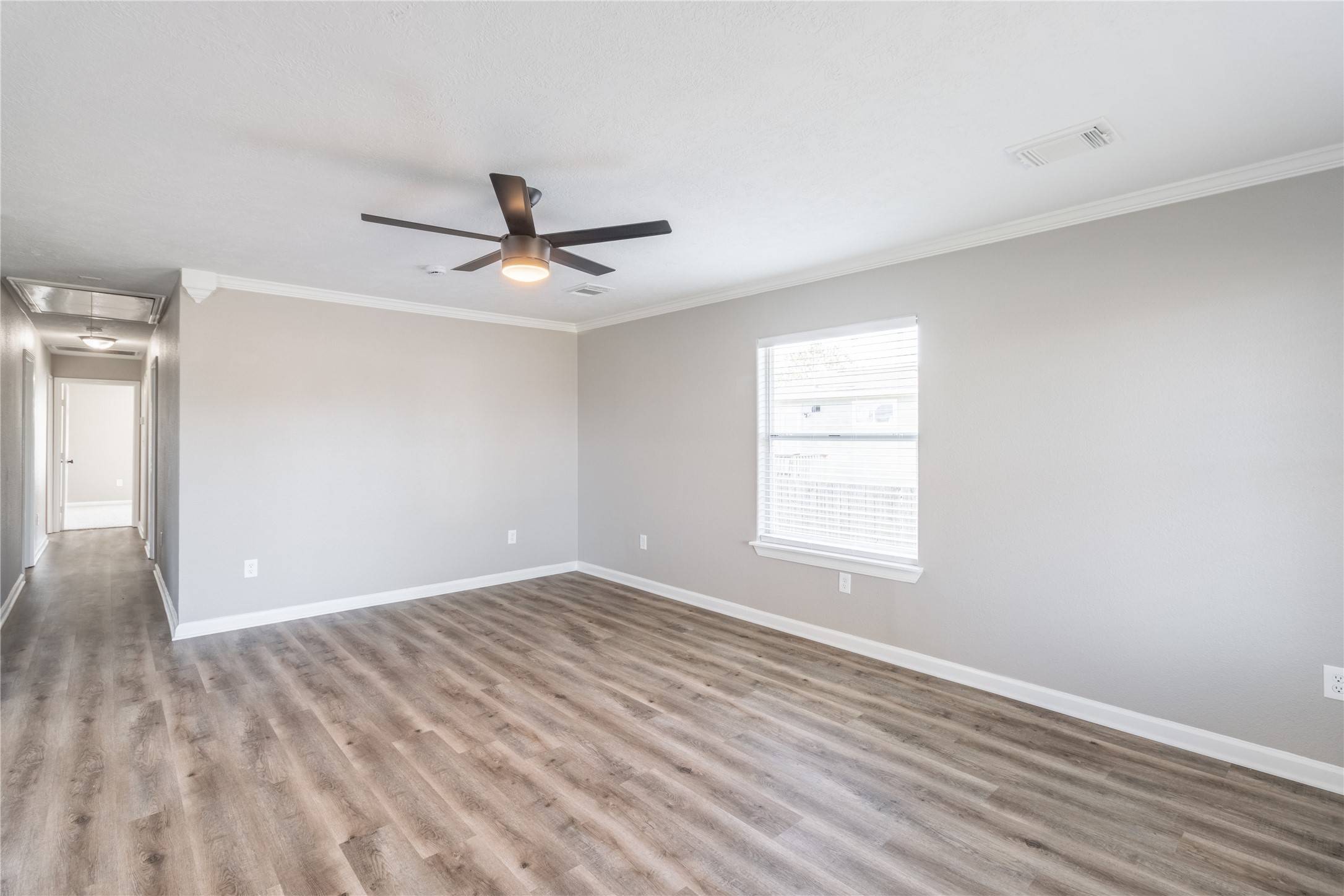 Dickinson, TX 77539,725 10th ST