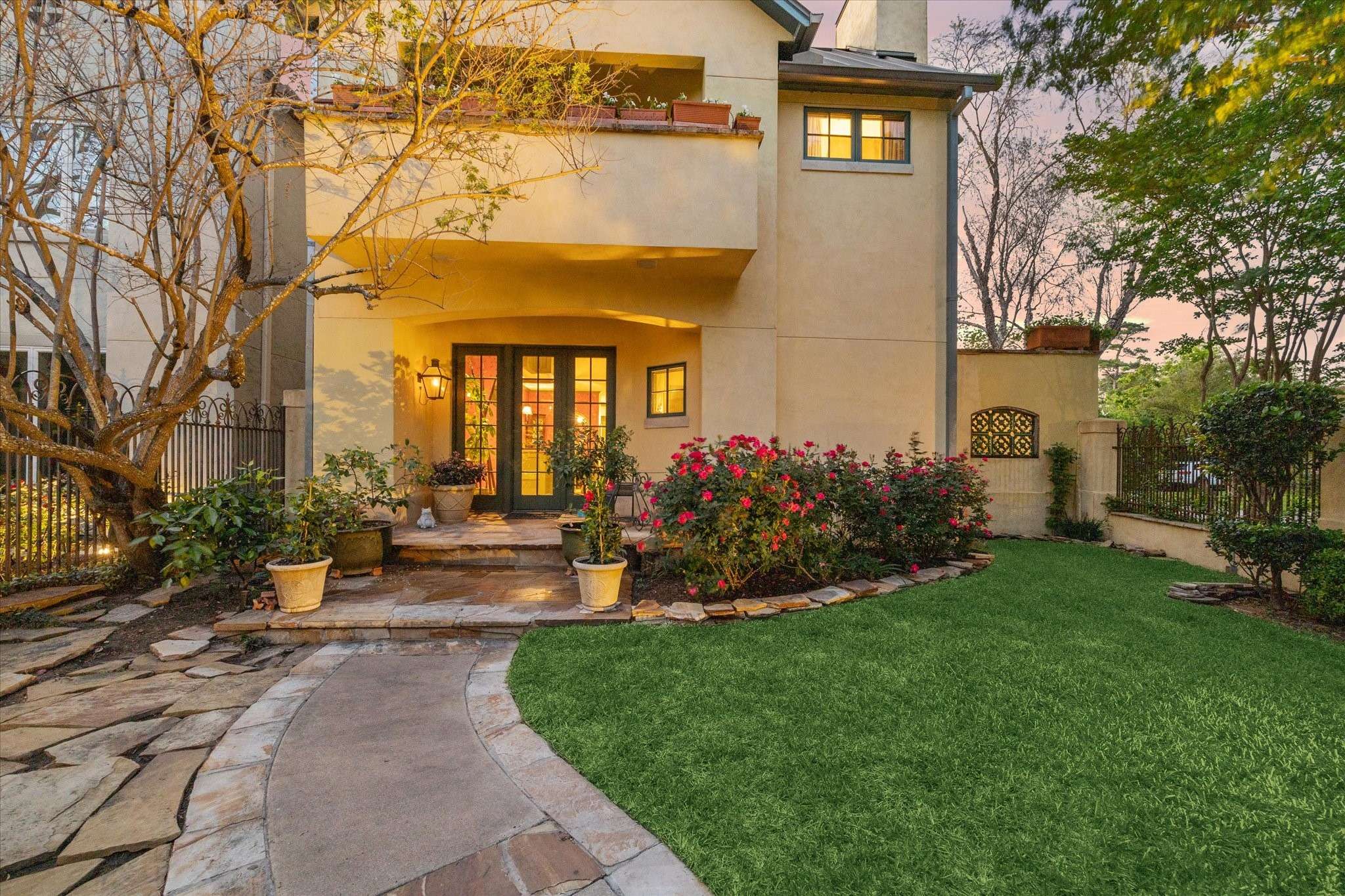 Houston, TX 77007,6642 Wanita PL