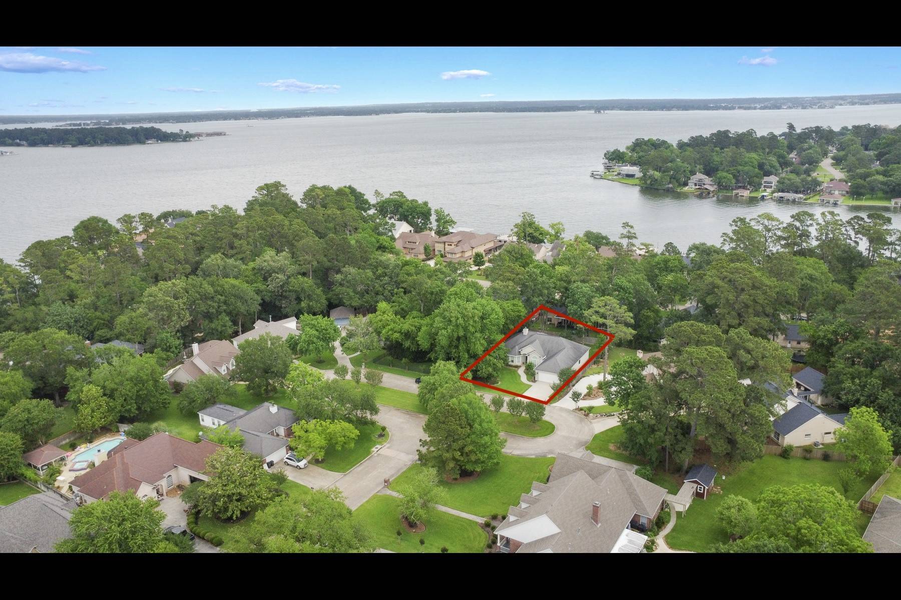 Conroe, TX 77356,115 April Point PL